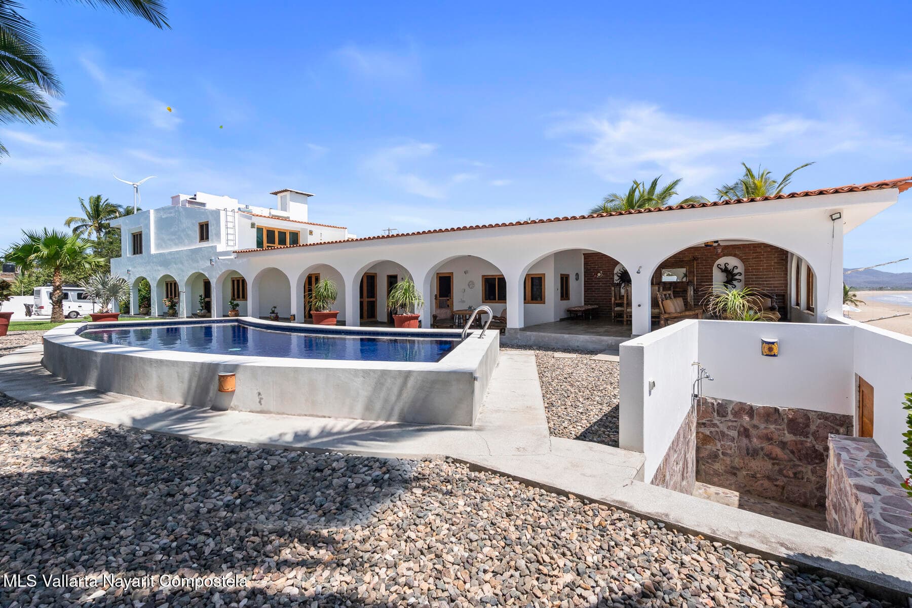 3 Calle Tiburon 9