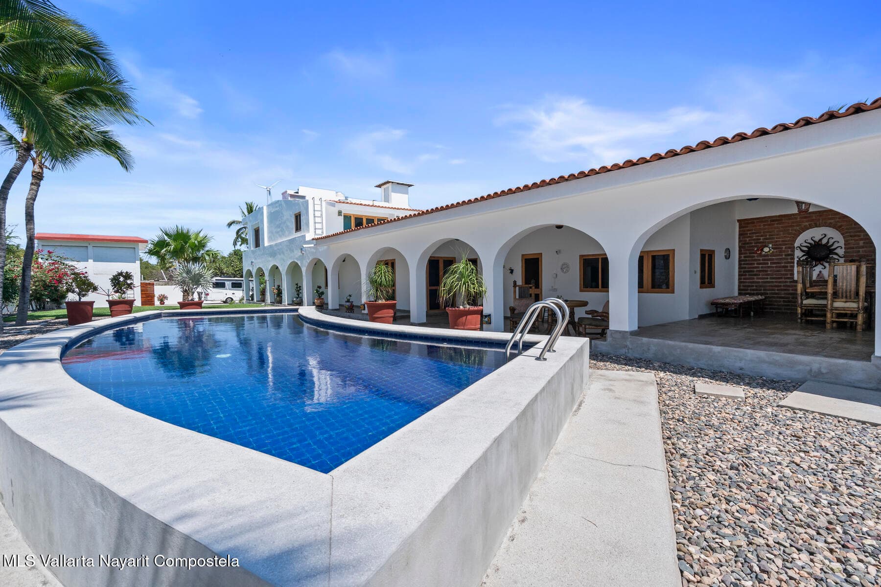 3 Calle Tiburon 10