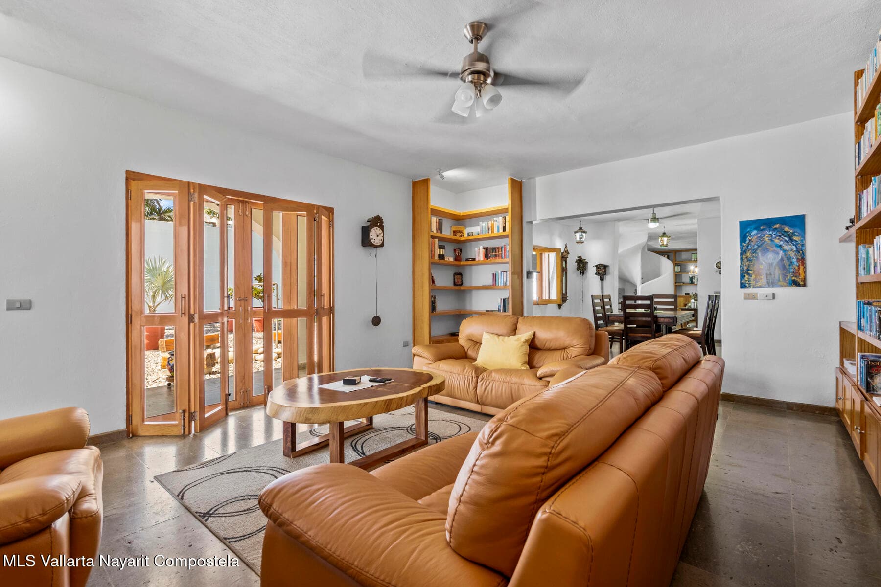 3 Calle Tiburon 17