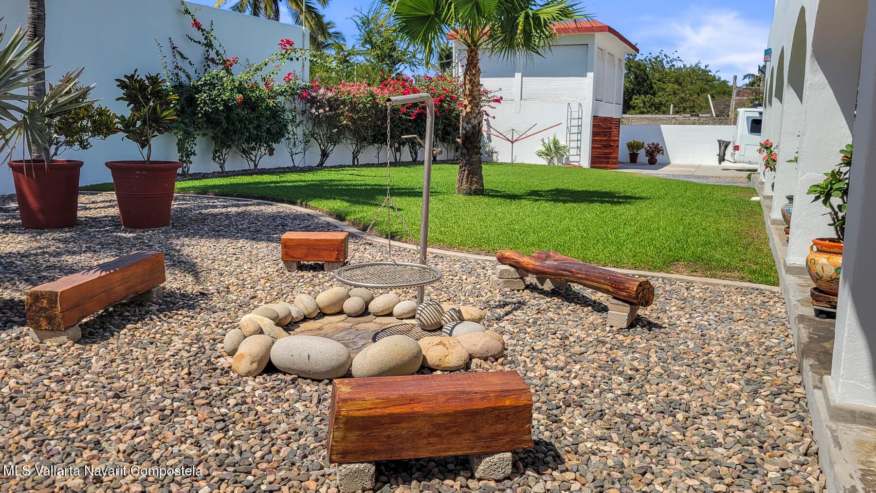 3 Calle Tiburon 34