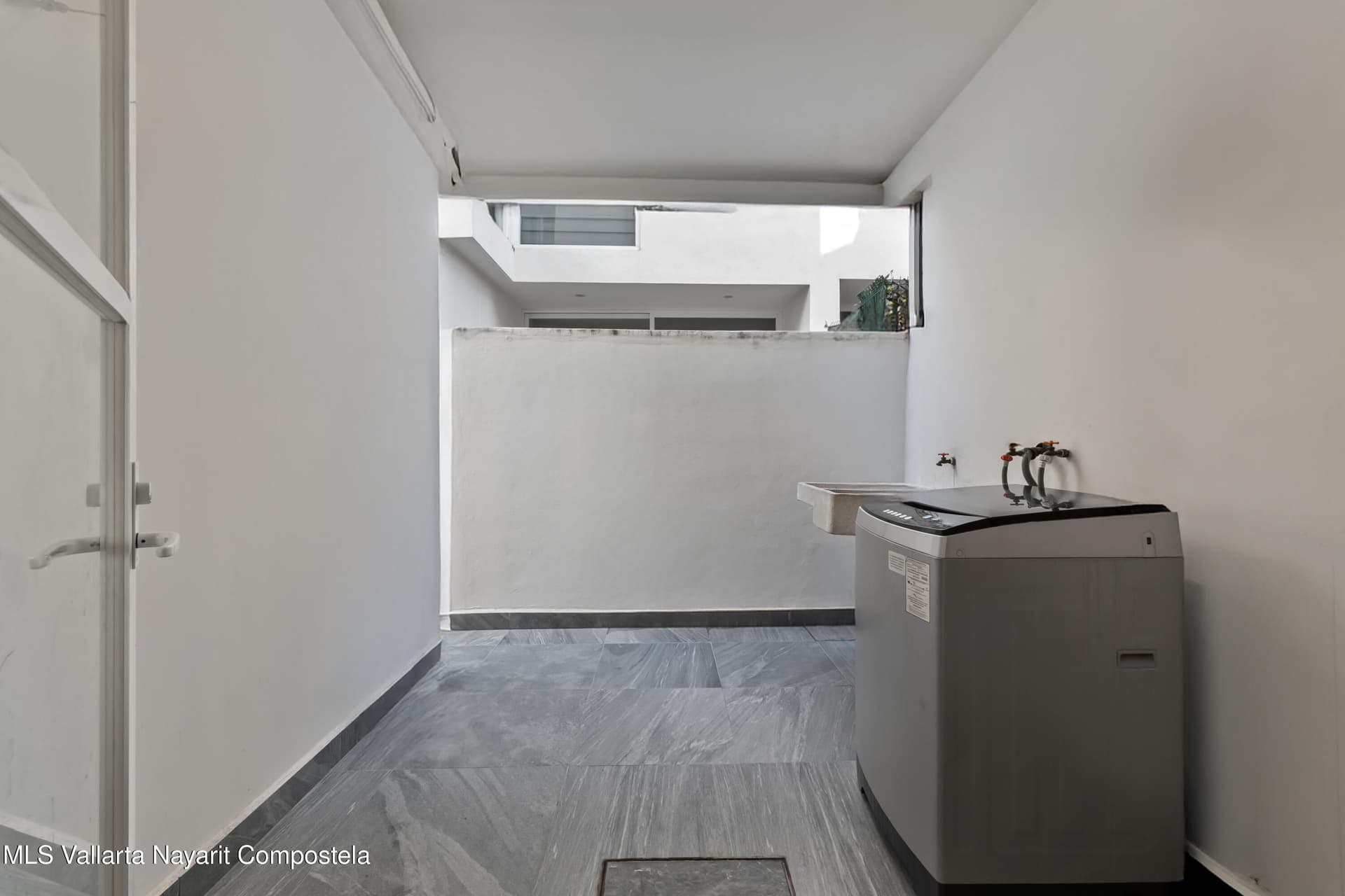 Ebano Residencial 15