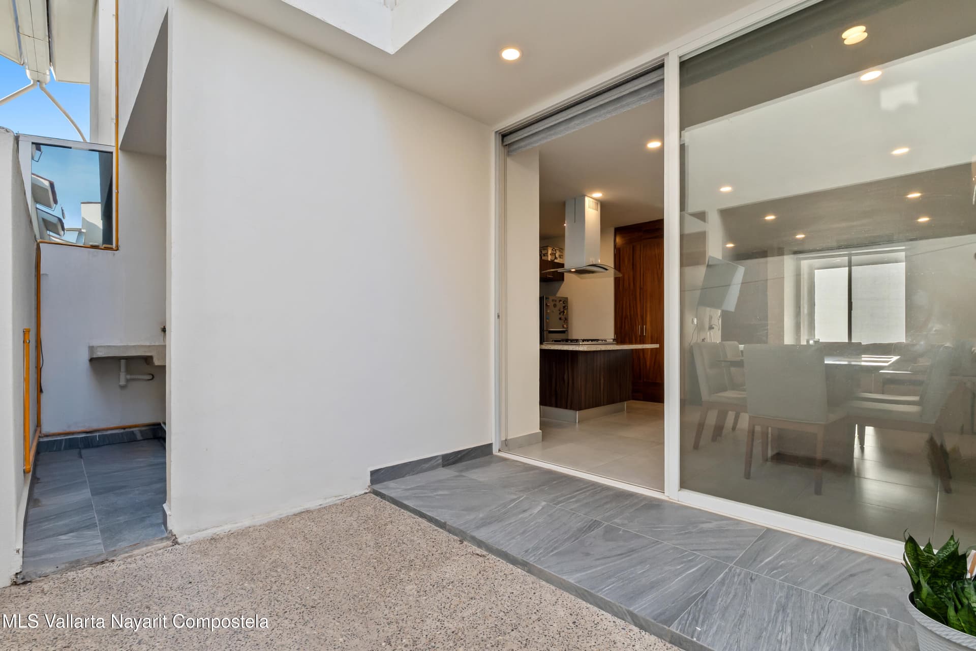 Ebano Residencial 18