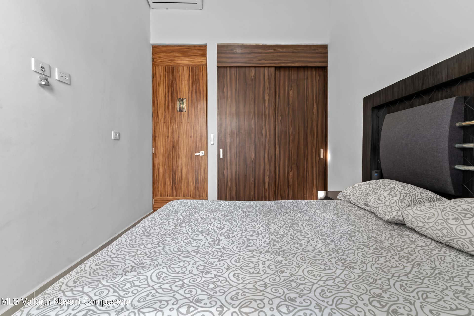 Ebano Residencial 31