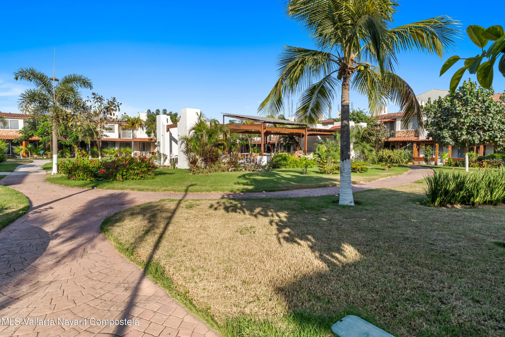 Ebano Residencial 36