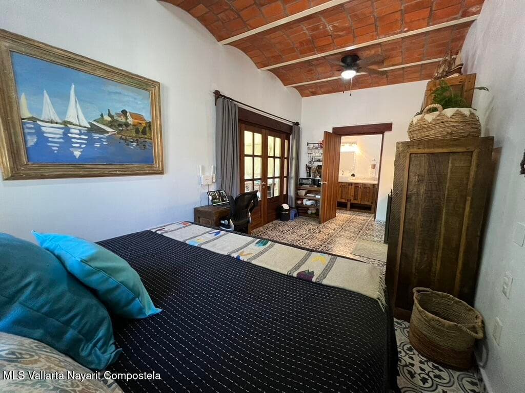 32 Francisco I Madero, 8