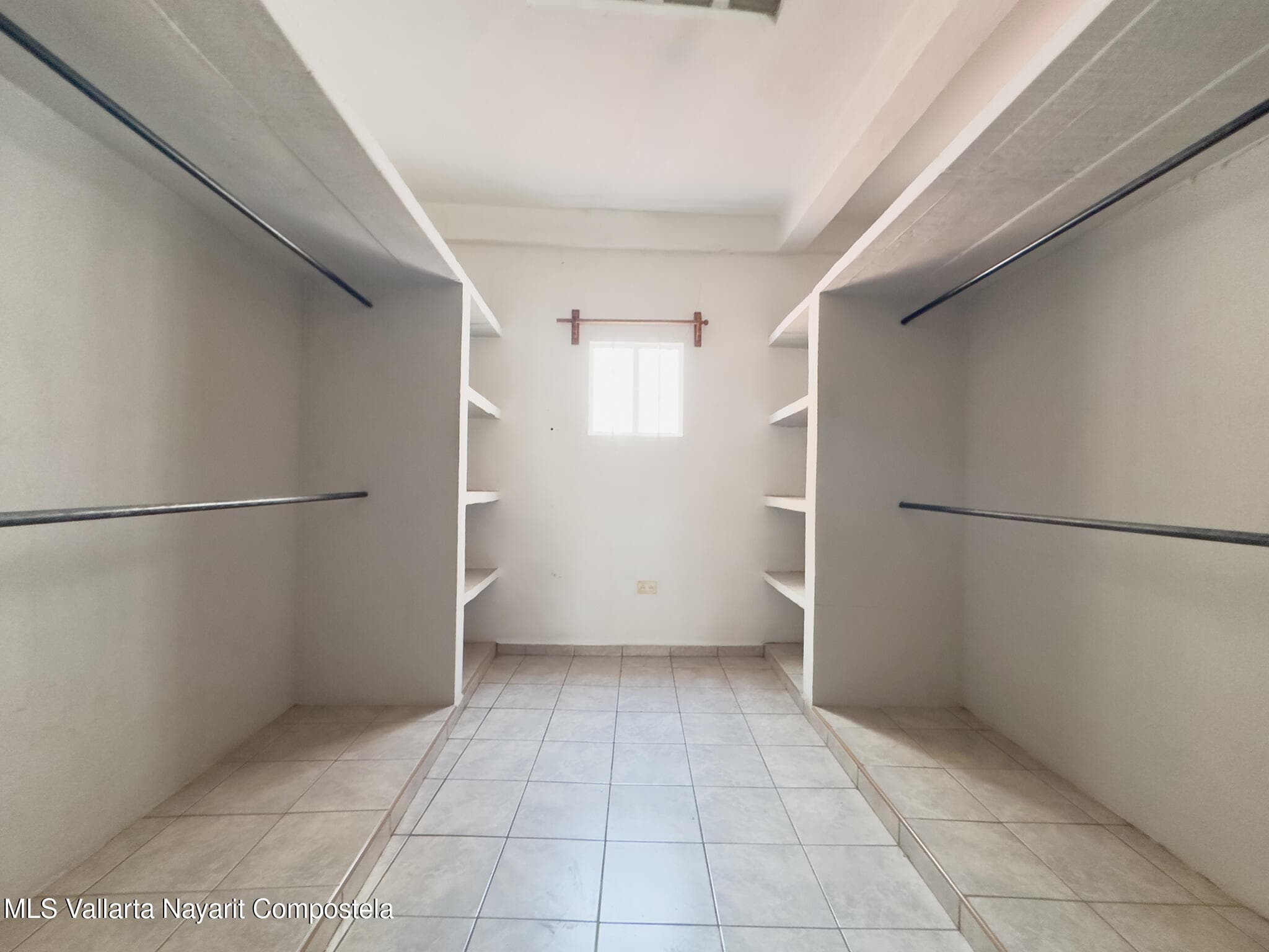 384 Francisco Villa 23