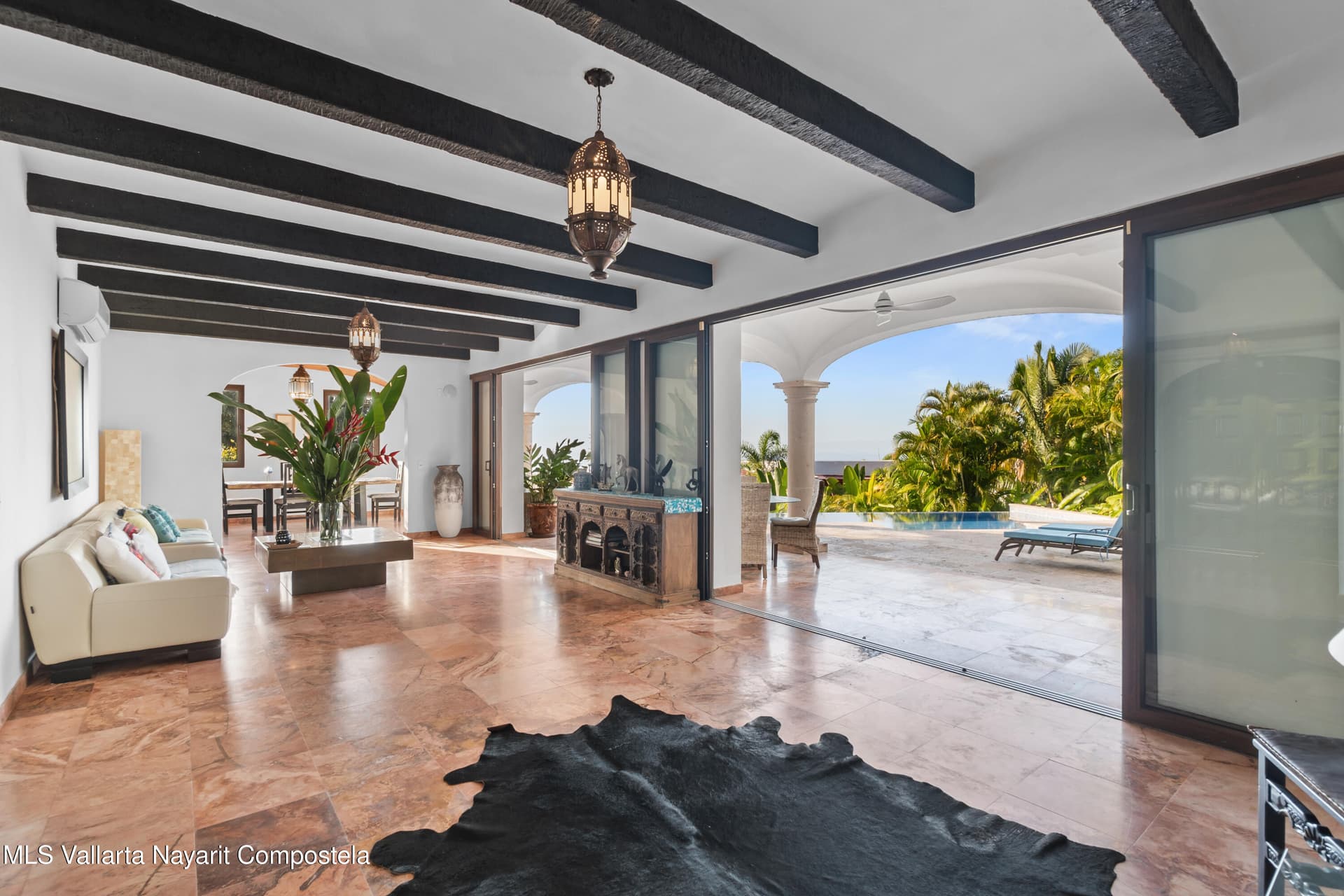Sierra Del Mar 8