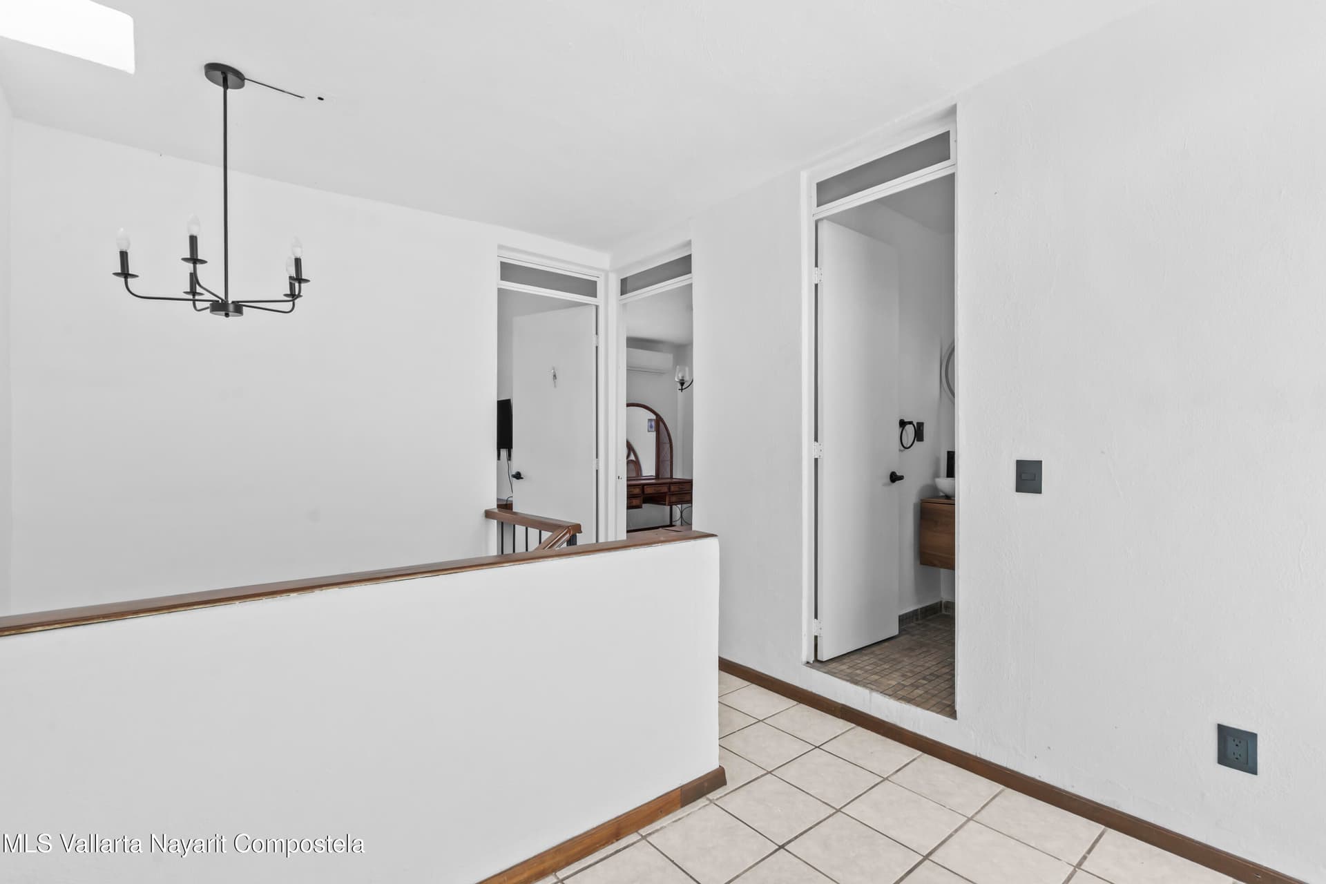 106 Privada Costa Alegre 8