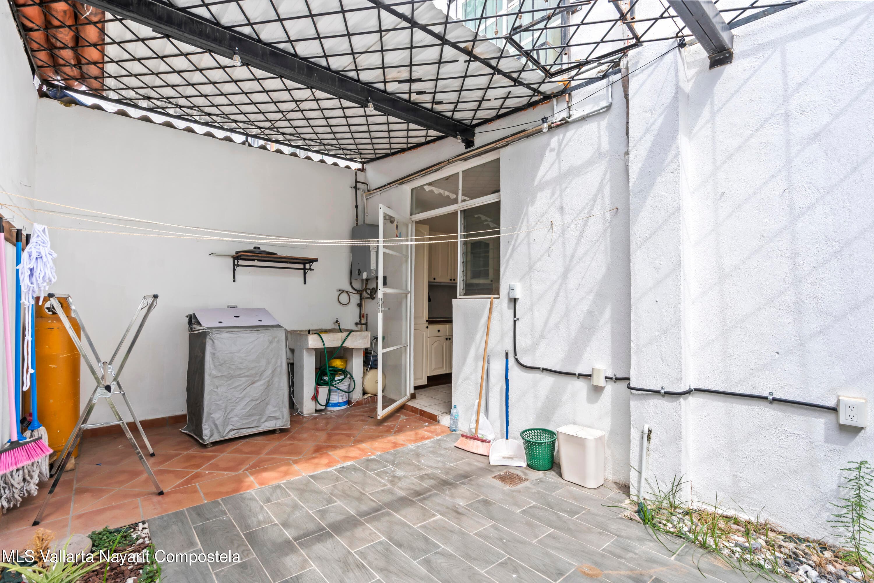 106 Privada Costa Alegre 14