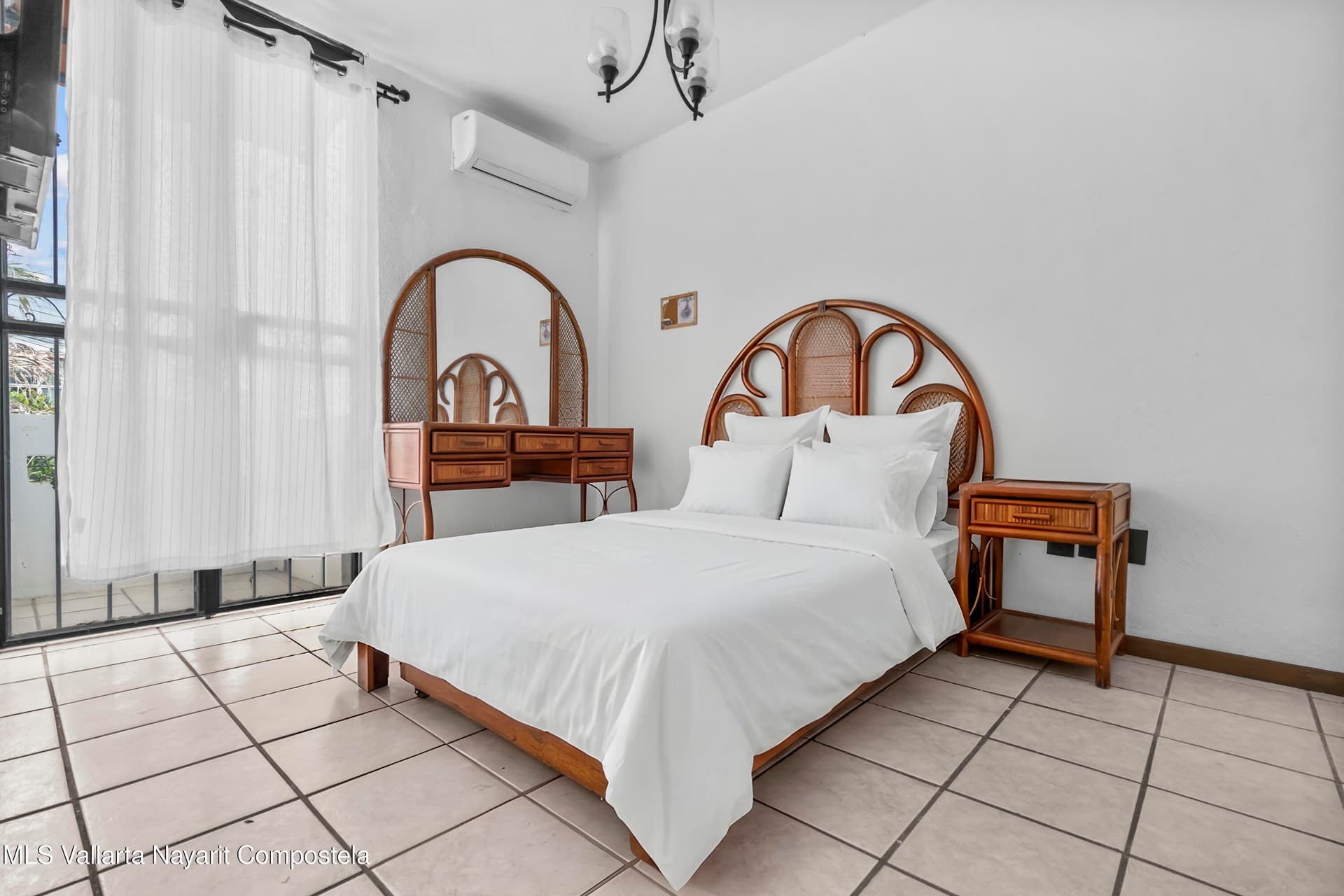 106 Privada Costa Alegre 11