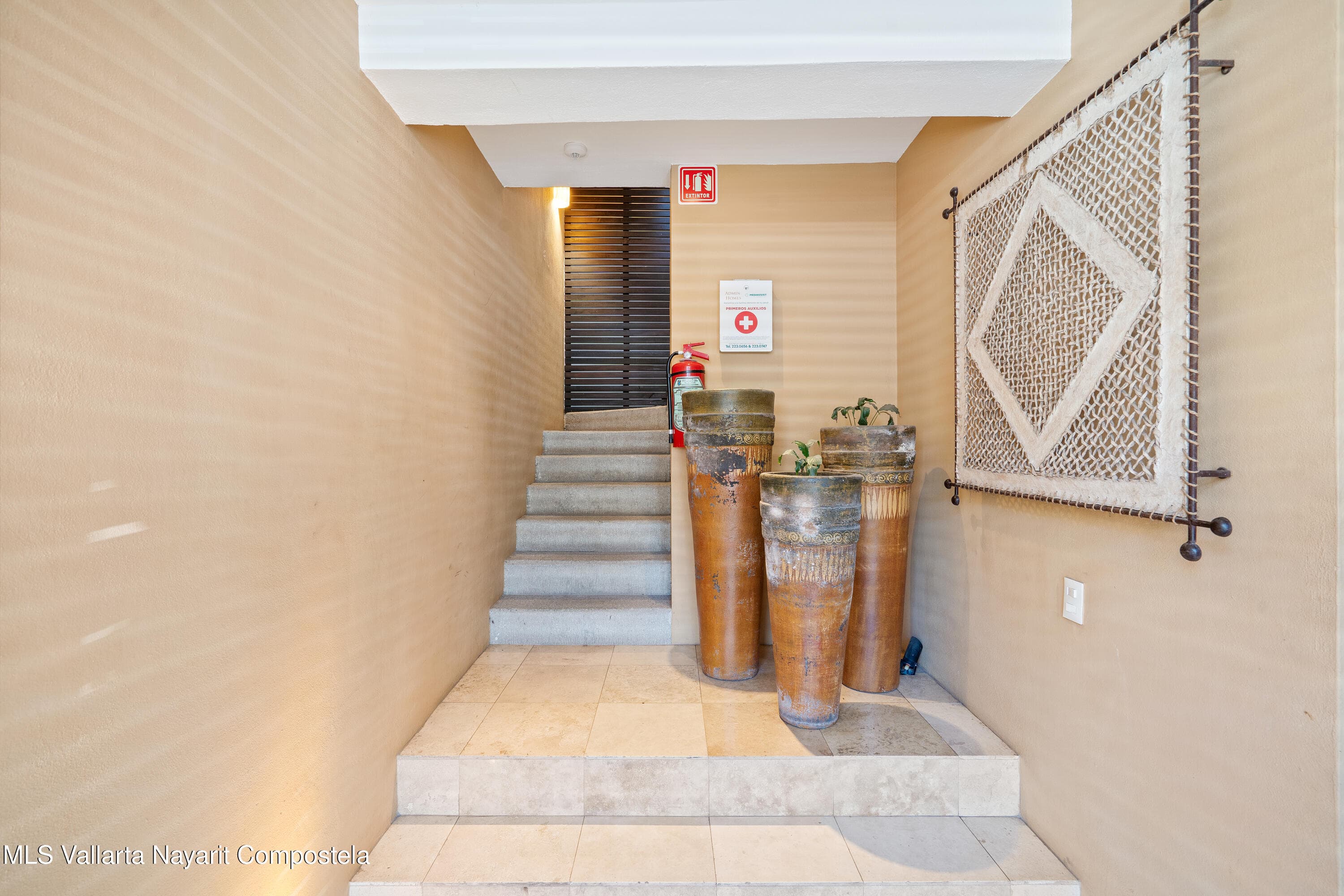 Condo 6
