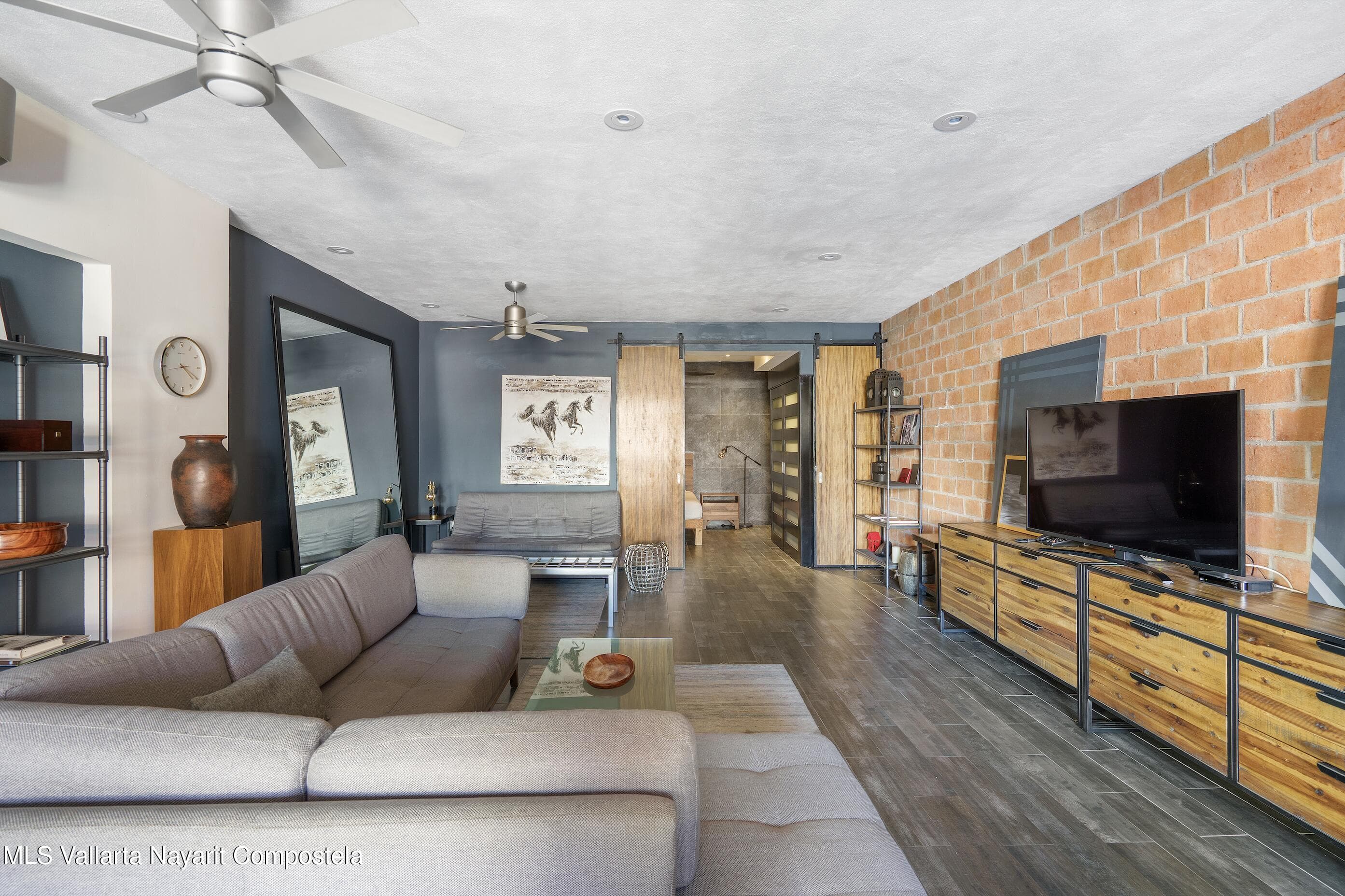 Condo 22