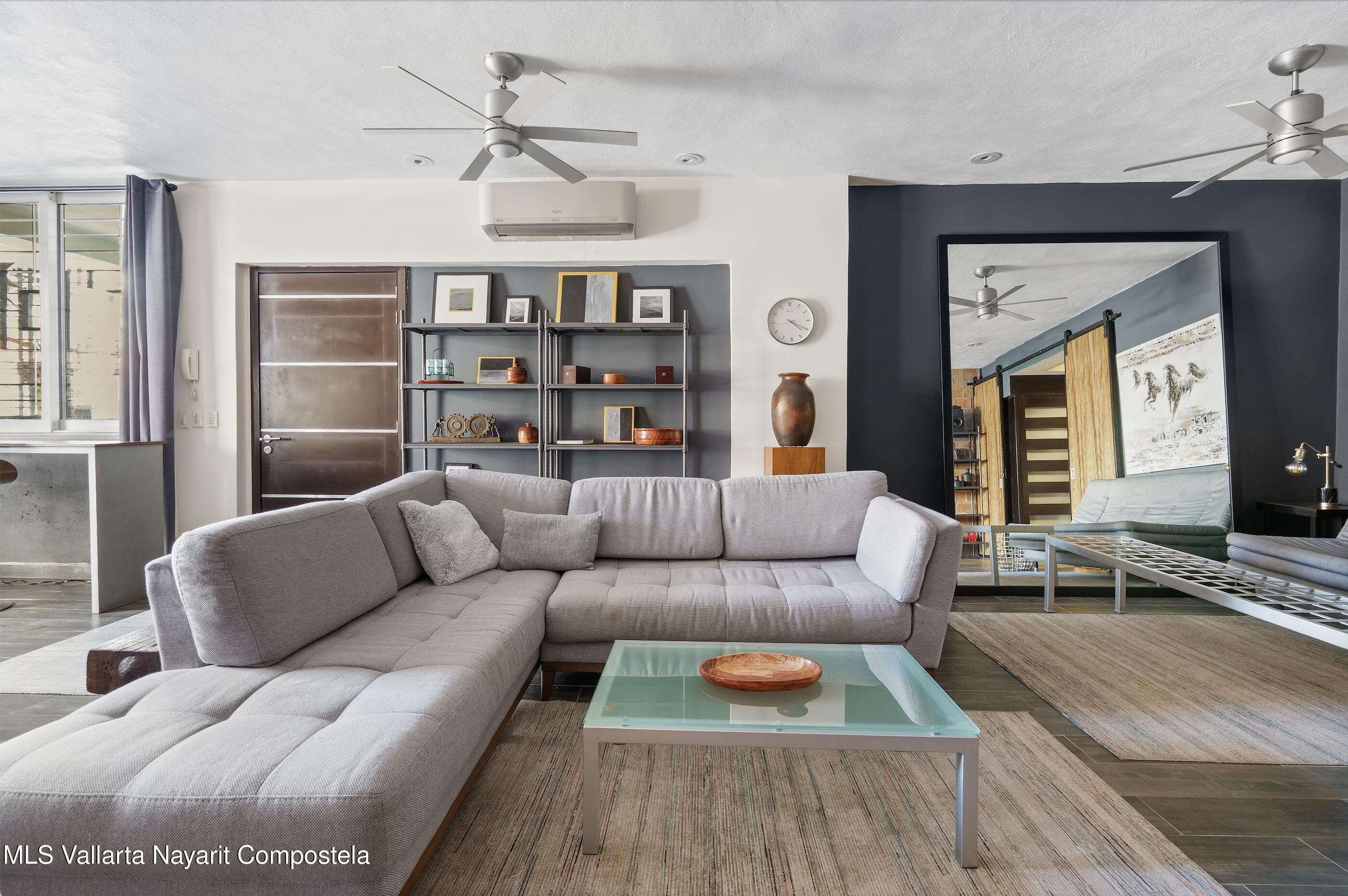 Condo 27