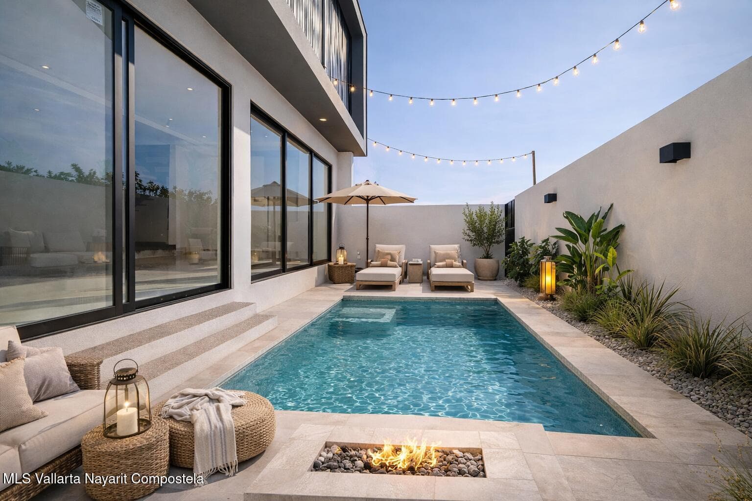 652 Vista del Sol 12