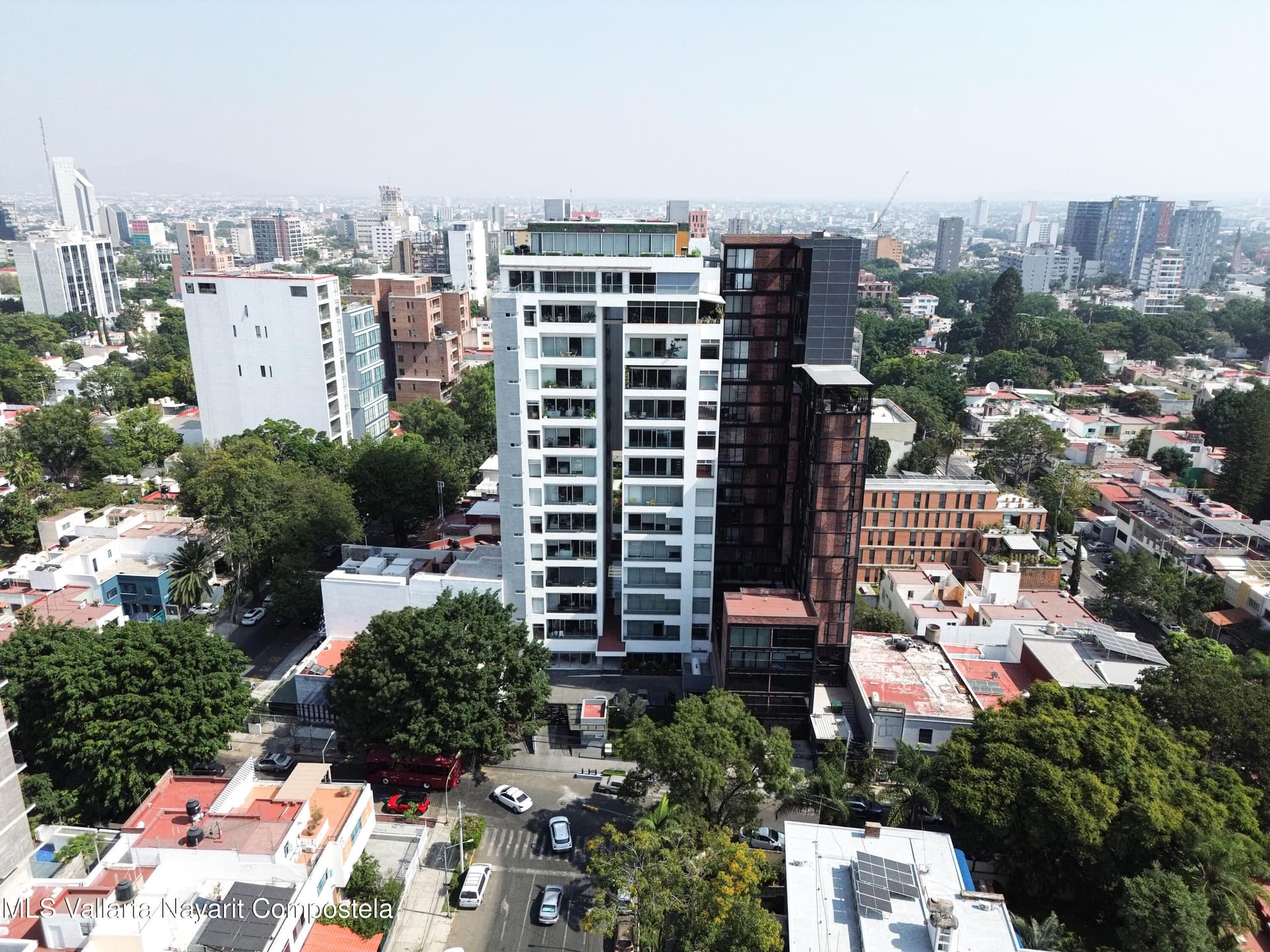 221 Juan Ruiz de Alarcon 26