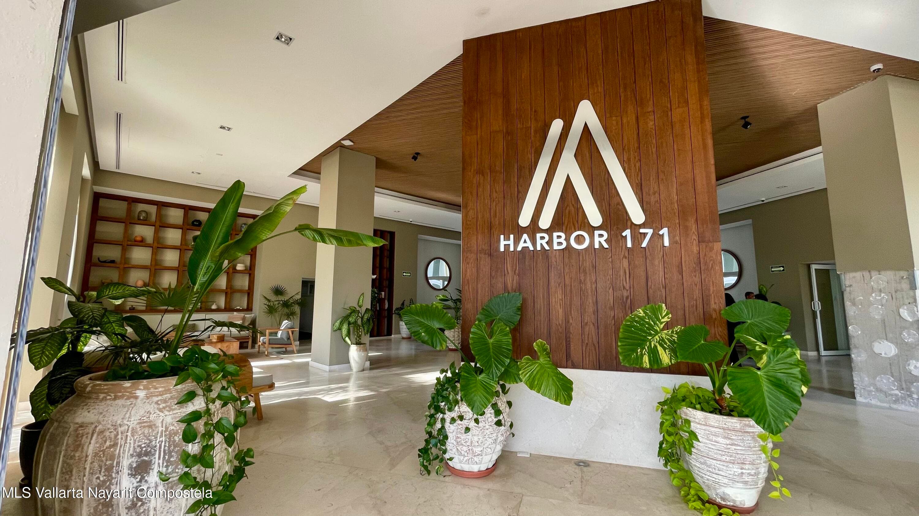 Harbor 171 36