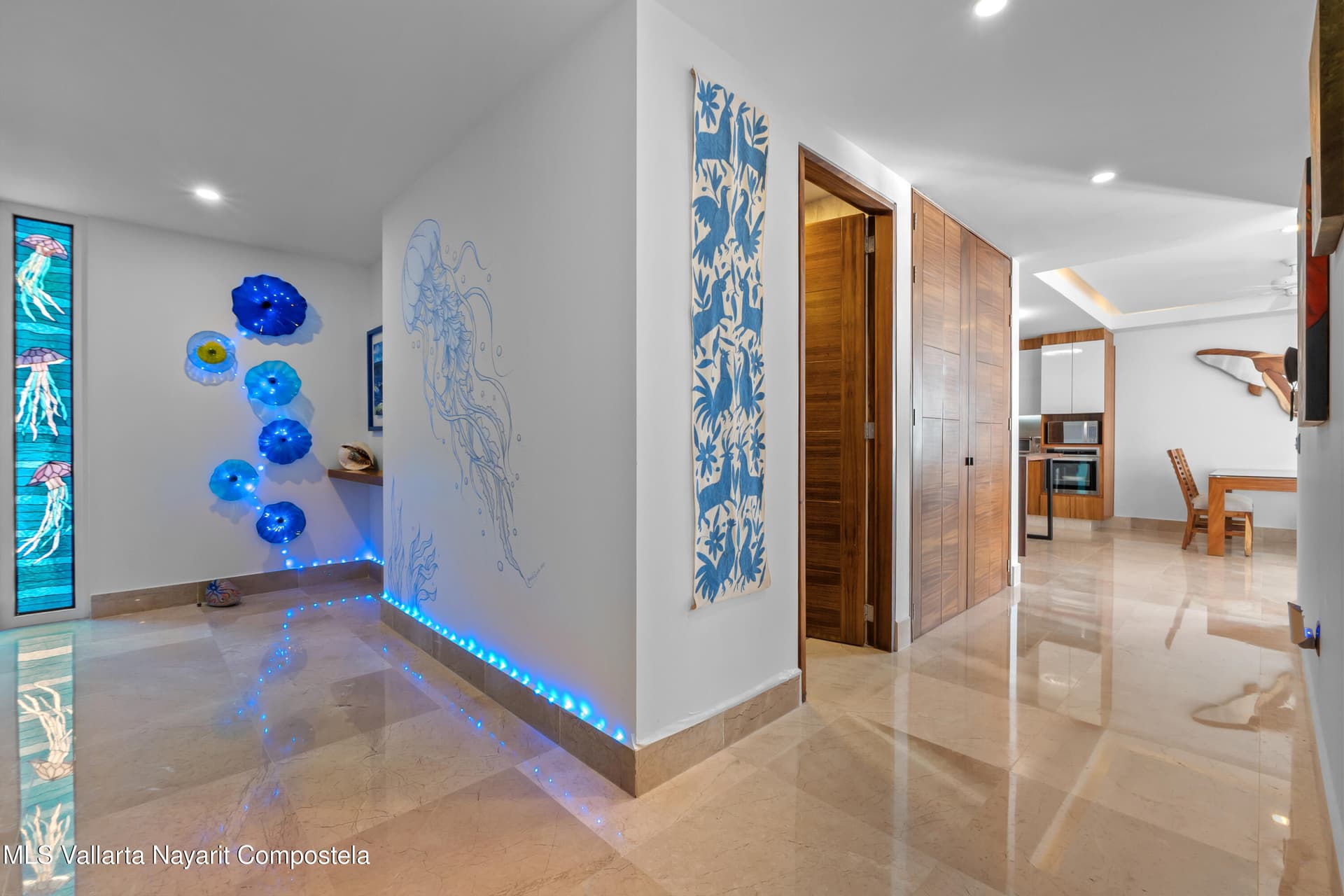 Blue Horizon 21