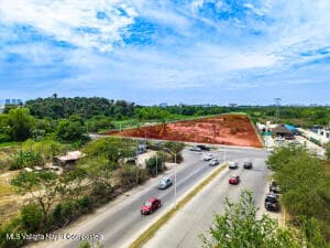 SN Avenida Mexico 4