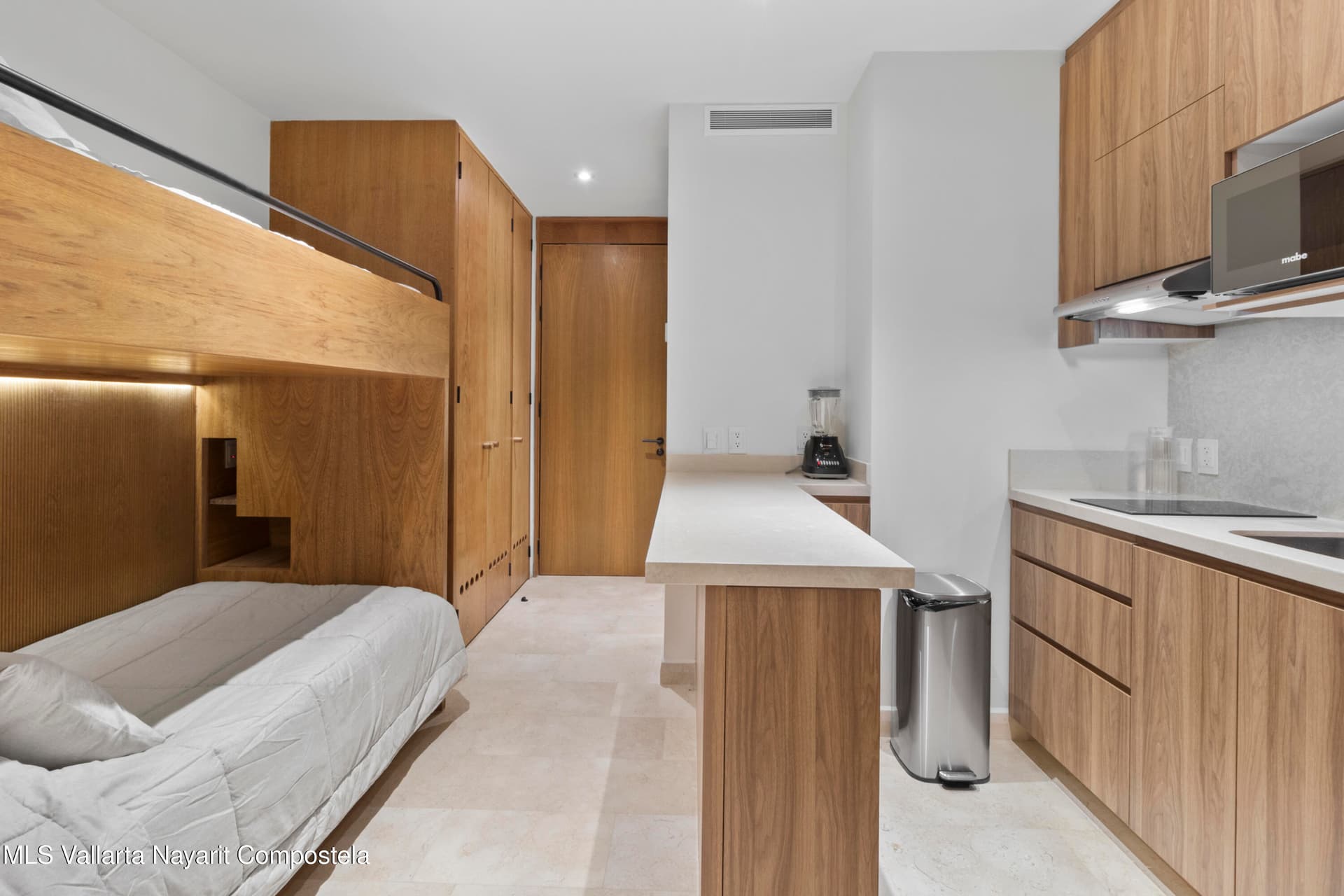 Zantamar 13
