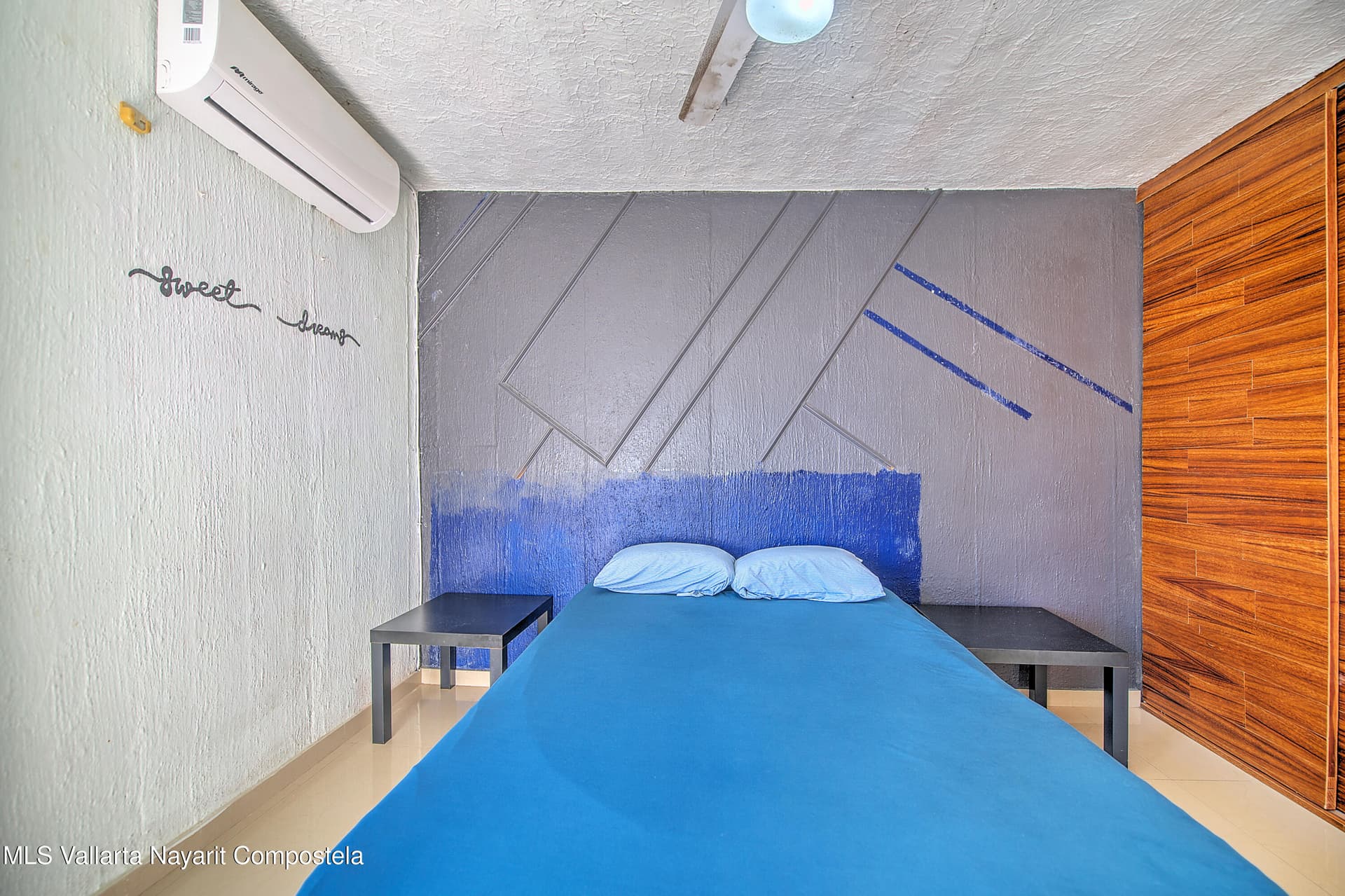 140 Prisciliano Sanchez Av 22