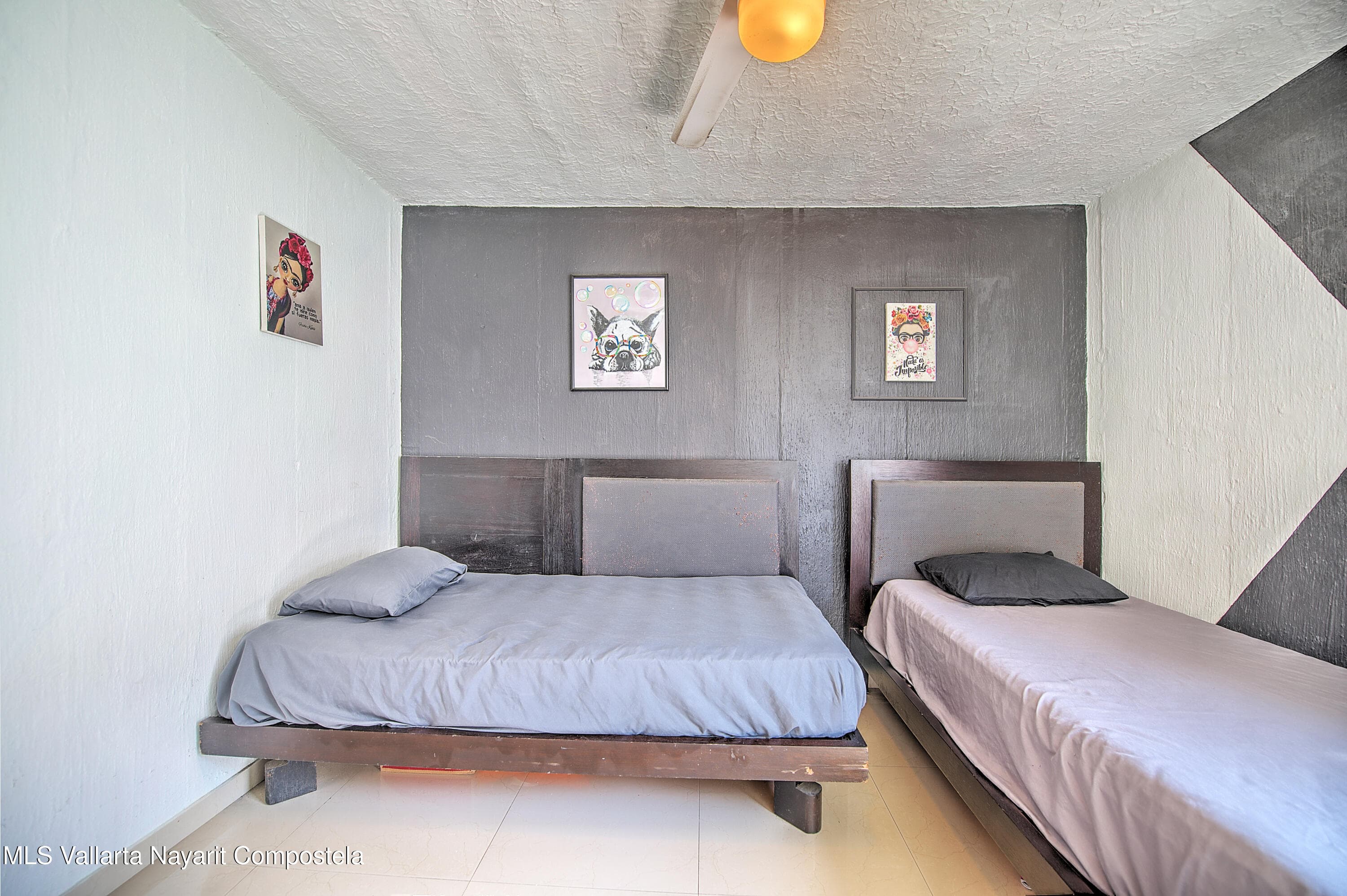 140 Prisciliano Sanchez Av 26