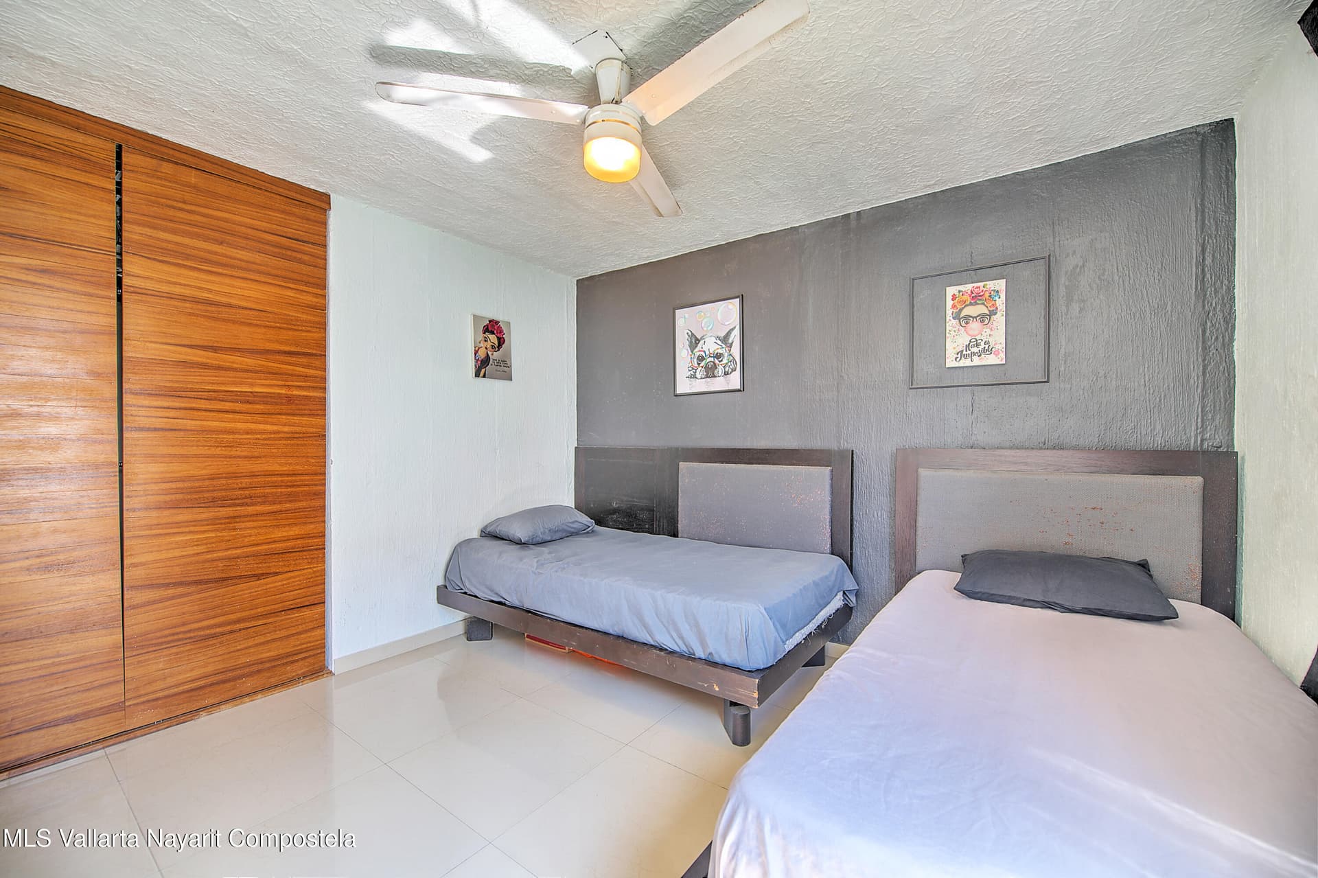 140 Prisciliano Sanchez Av 27