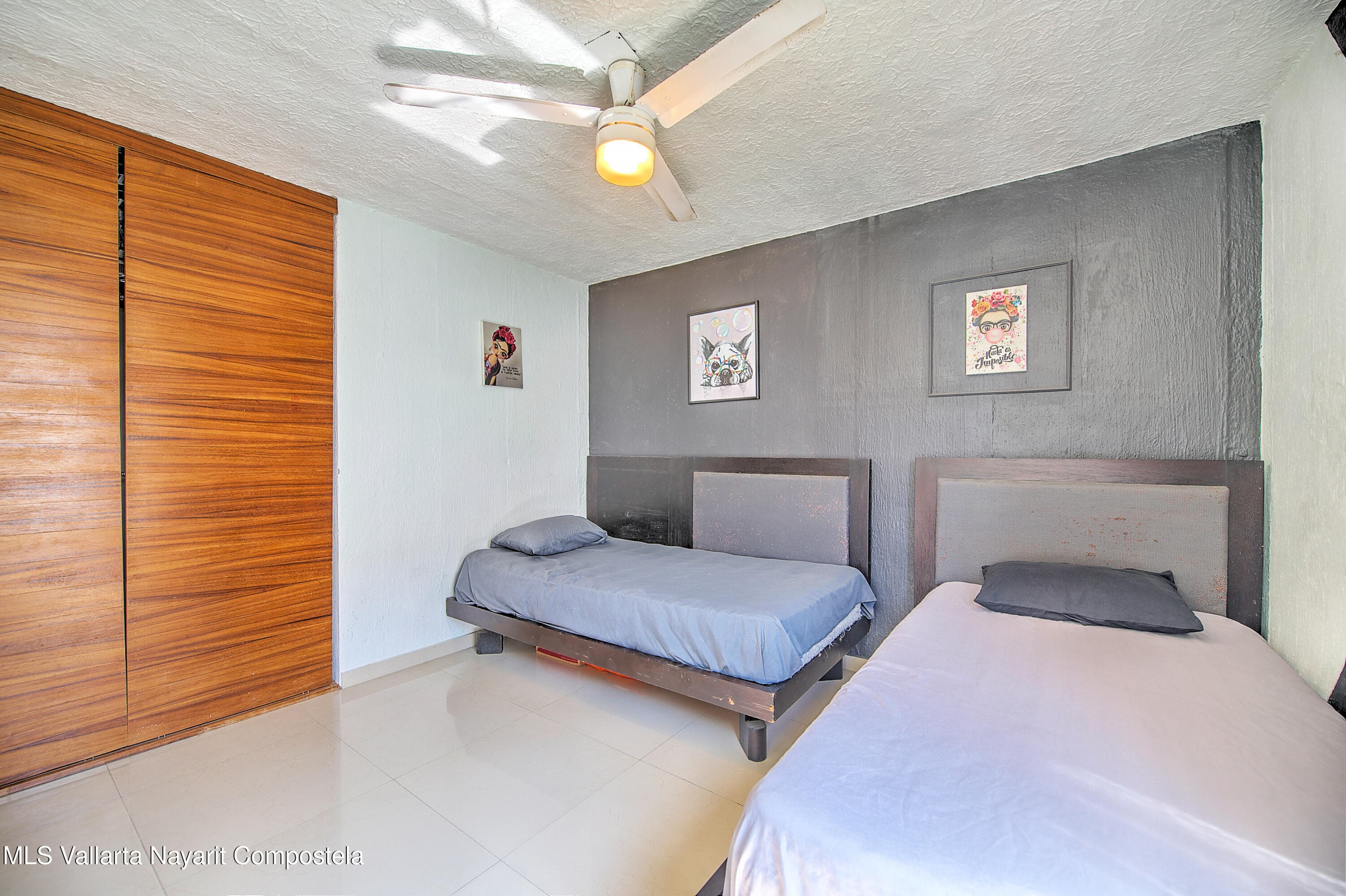 140 Prisciliano Sanchez Av 27
