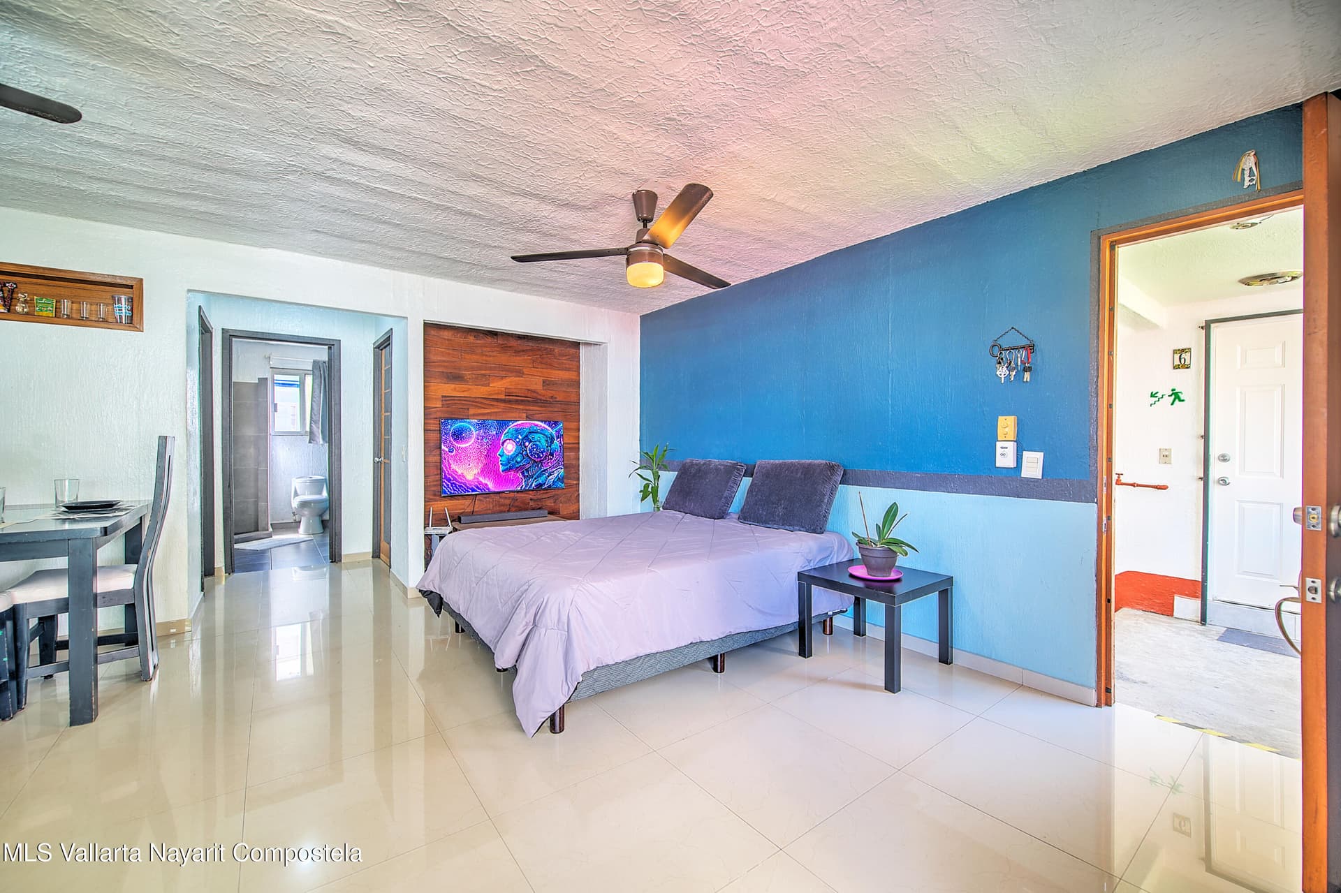 140 Prisciliano Sanchez Av 5