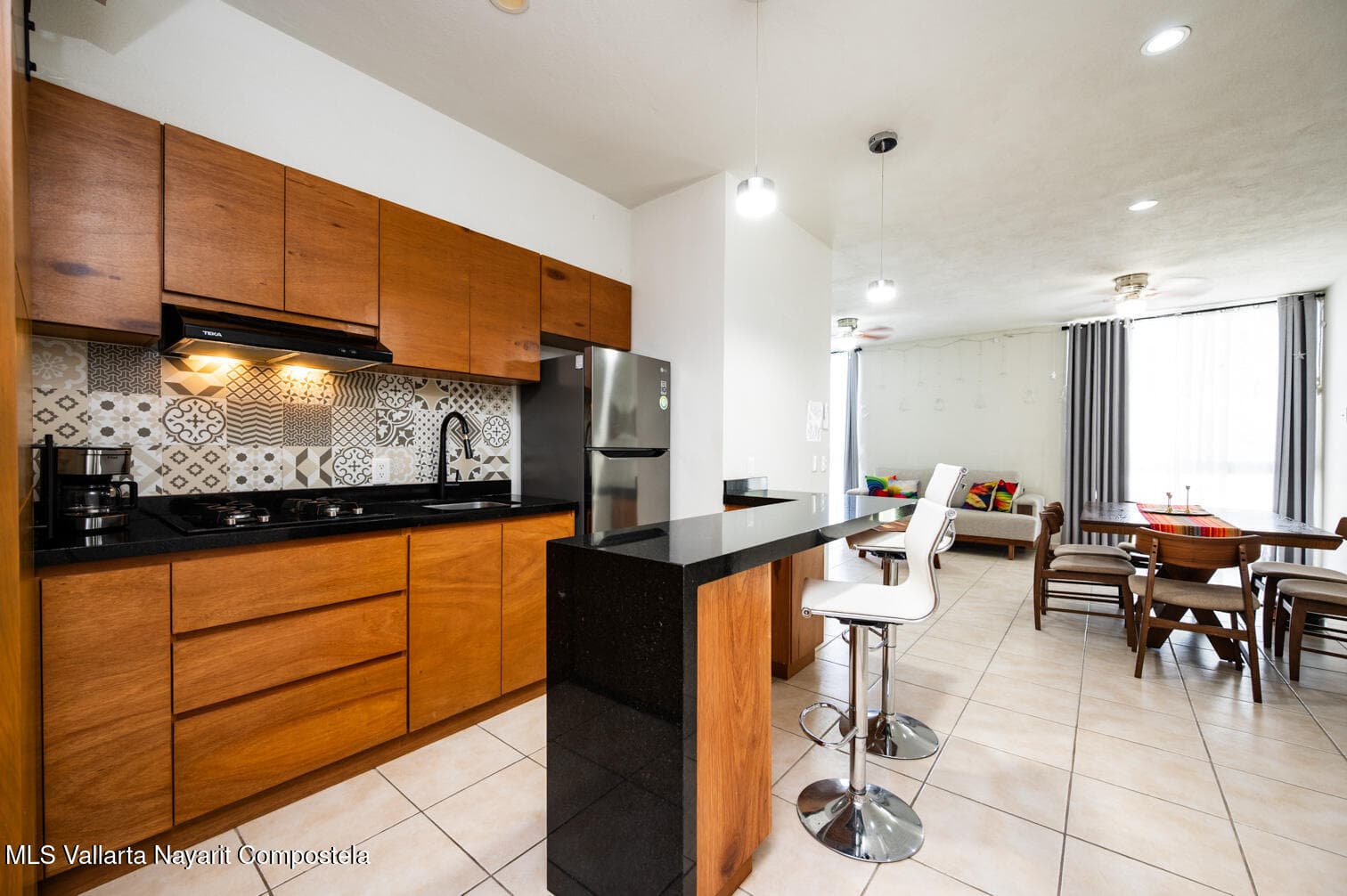 0 Av. Vista las flores 595-1 2