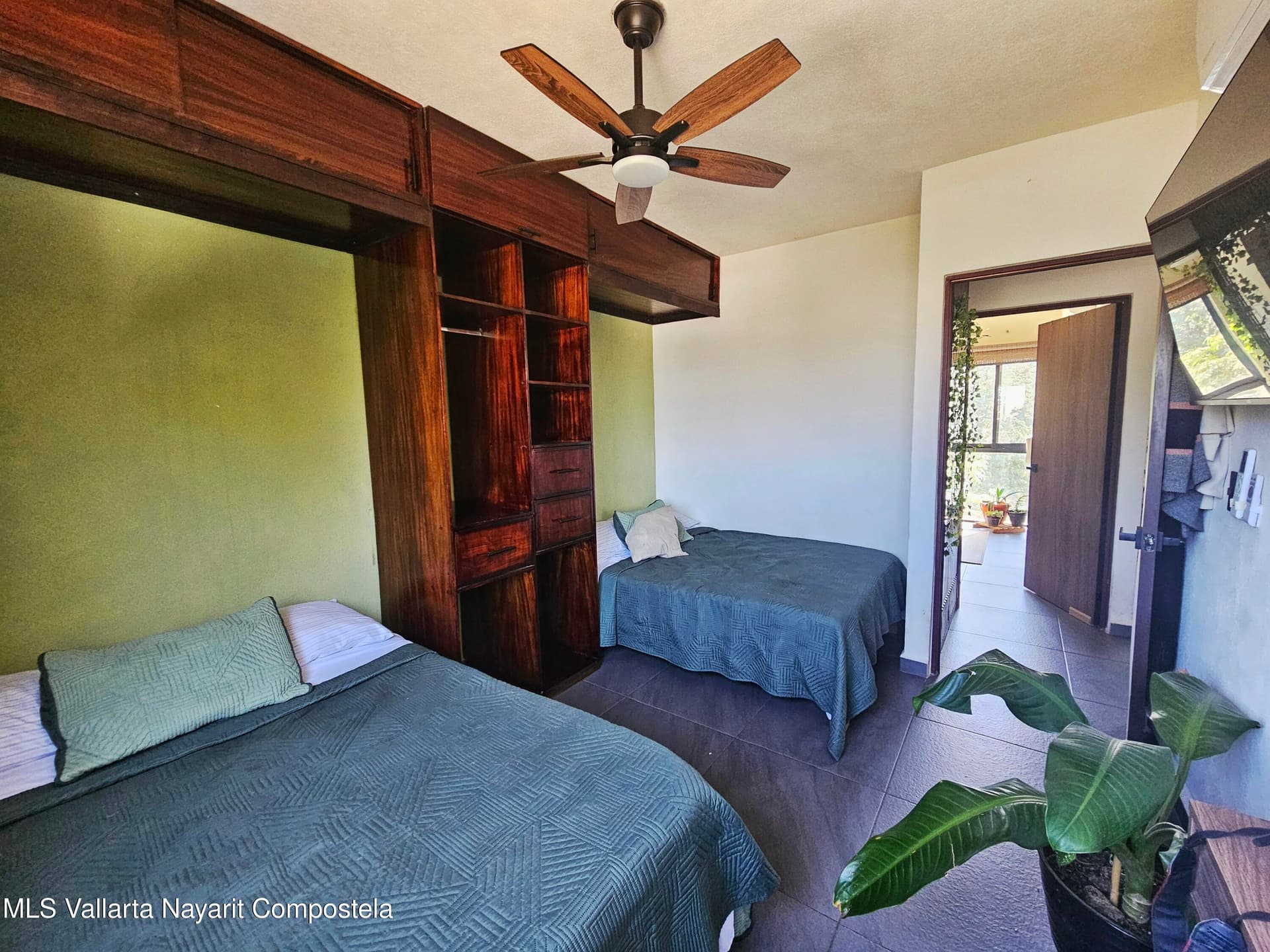 205 Paseo Foresta 12