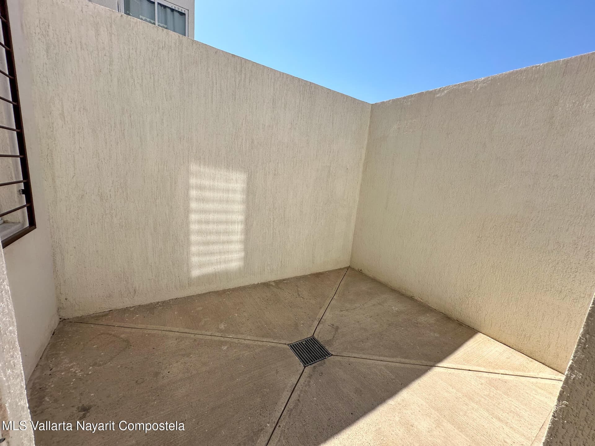 593 Paseo del Torreon 16