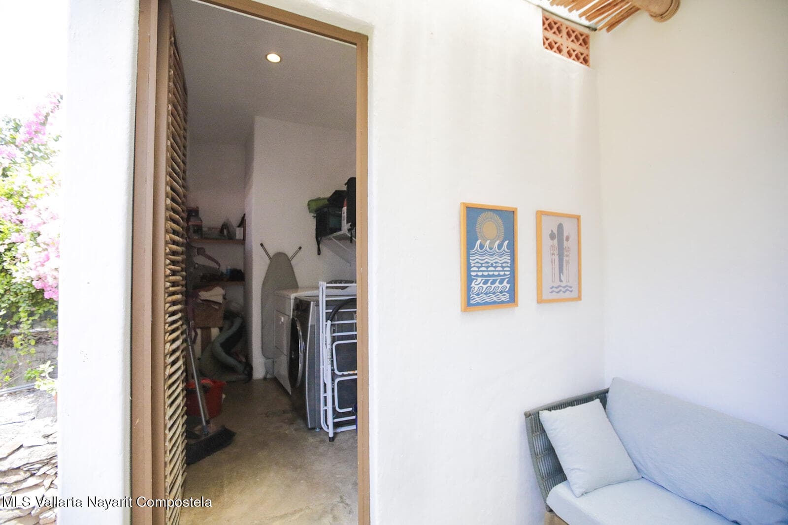16 Indonesia Calle 18