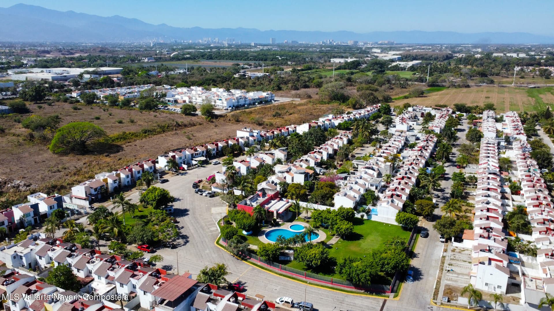 100-9 Estero Las Tapias 27