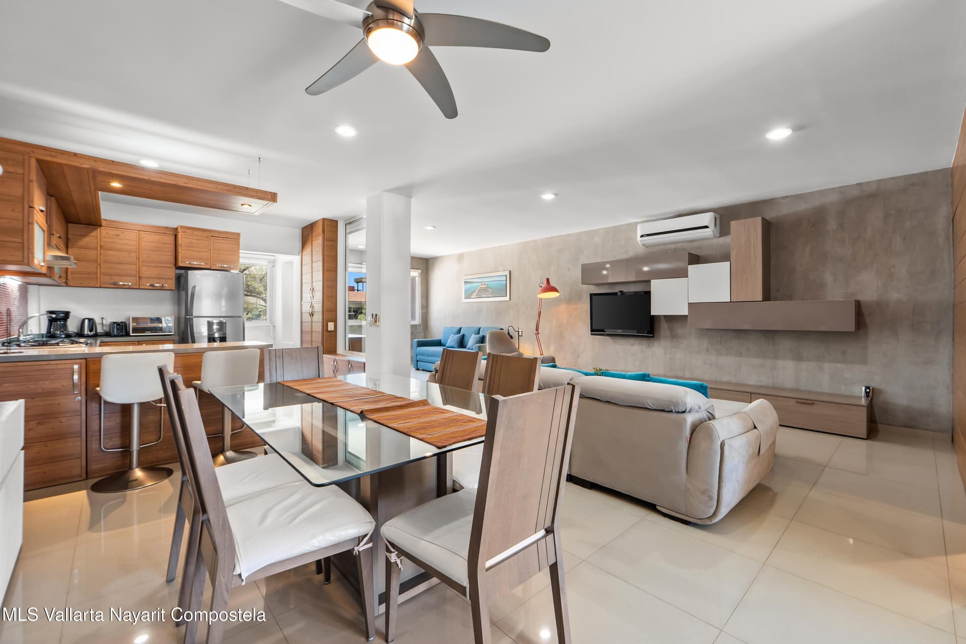 Loft 256 6