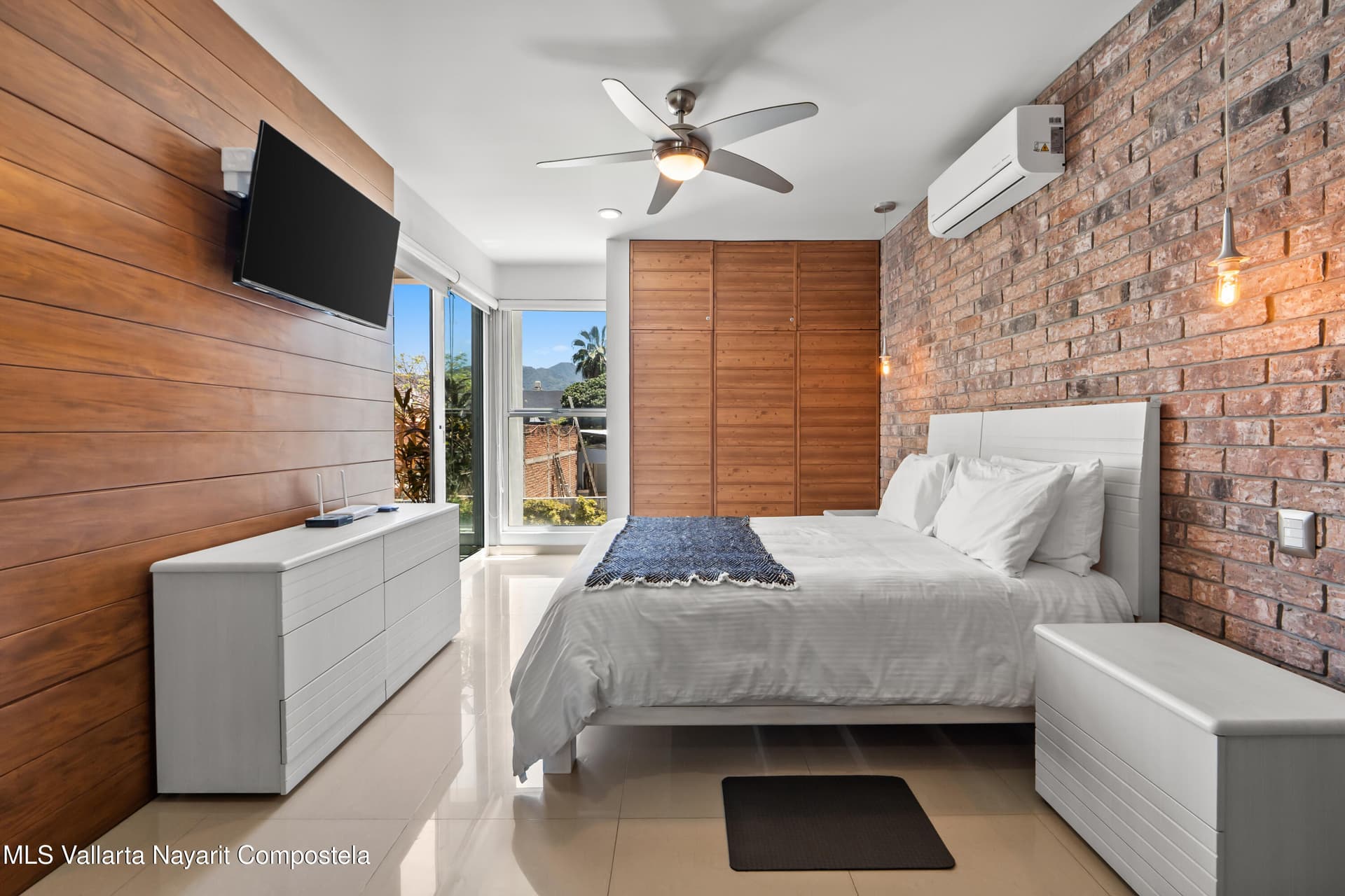 Loft 256 12