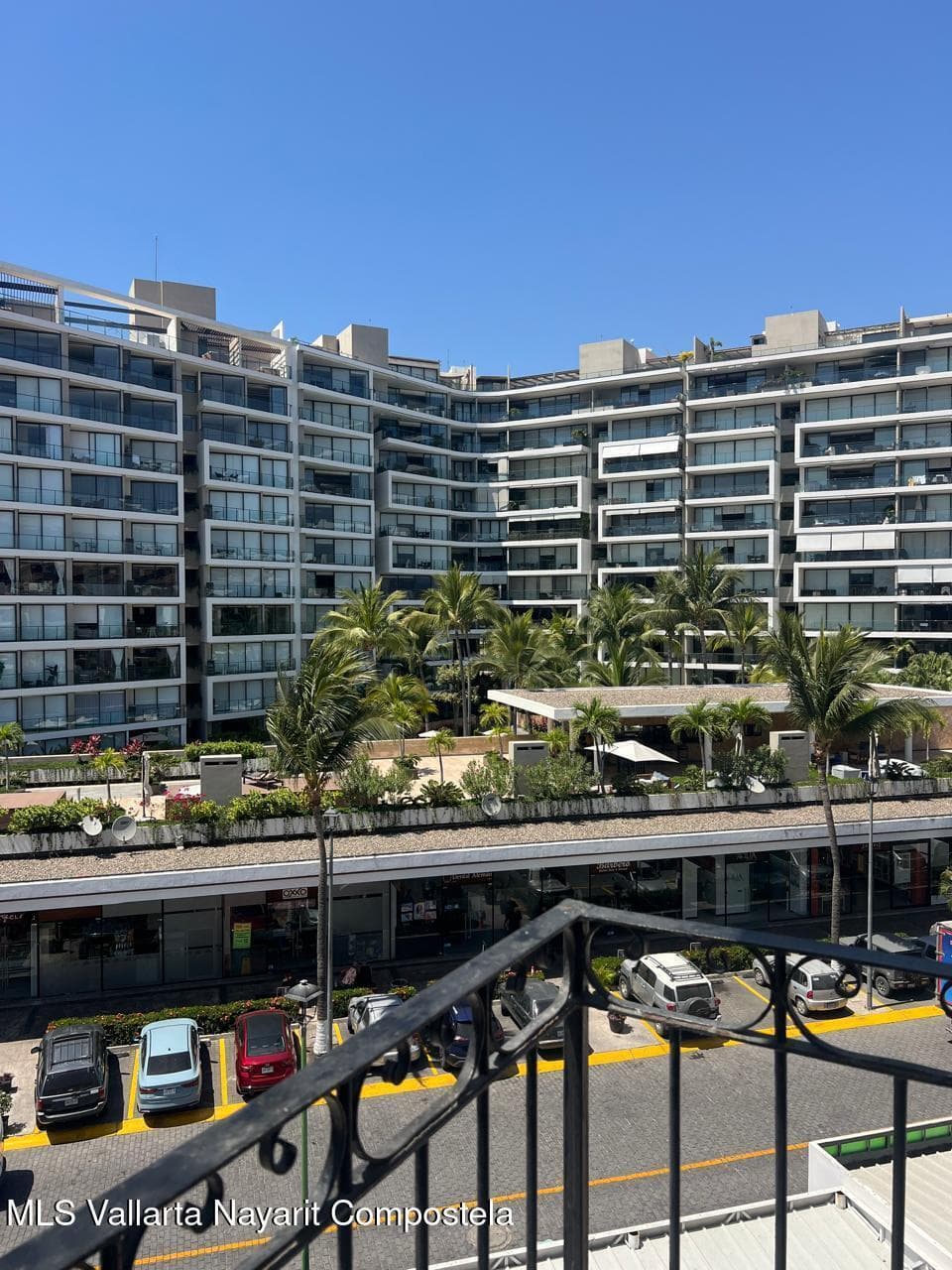 Condo 9