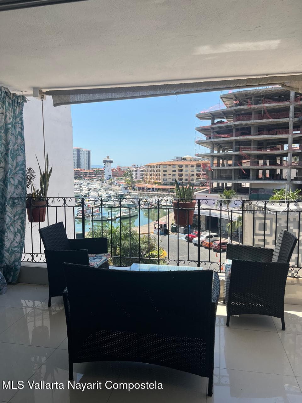 Condo 10