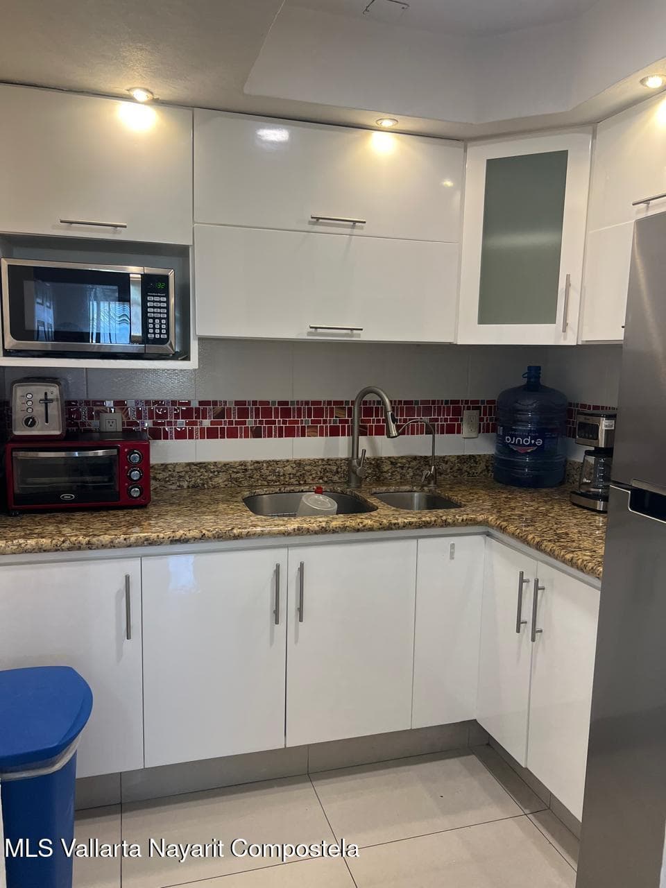 Condo 14
