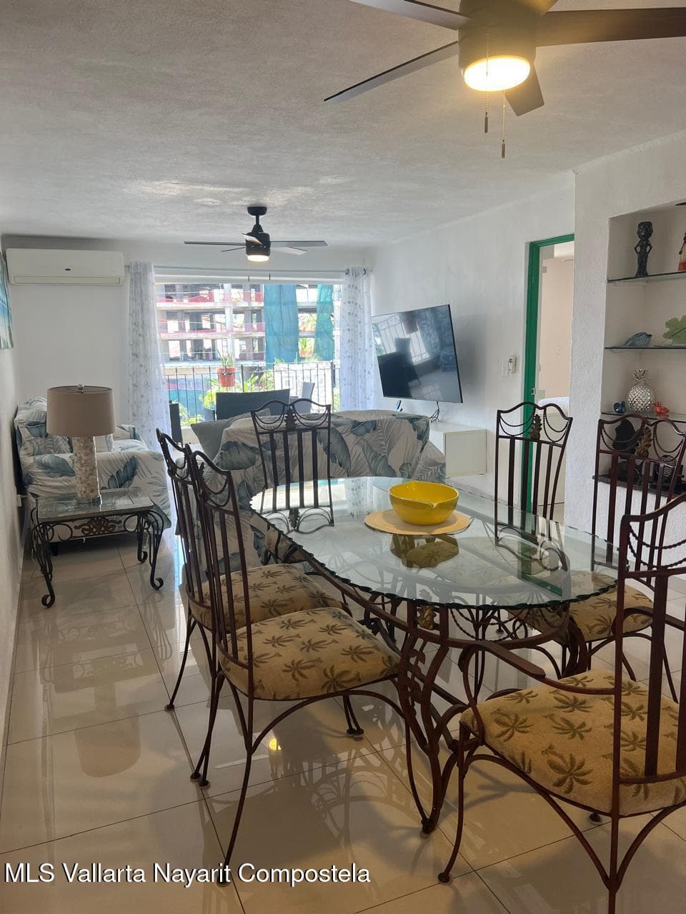 Condo 18