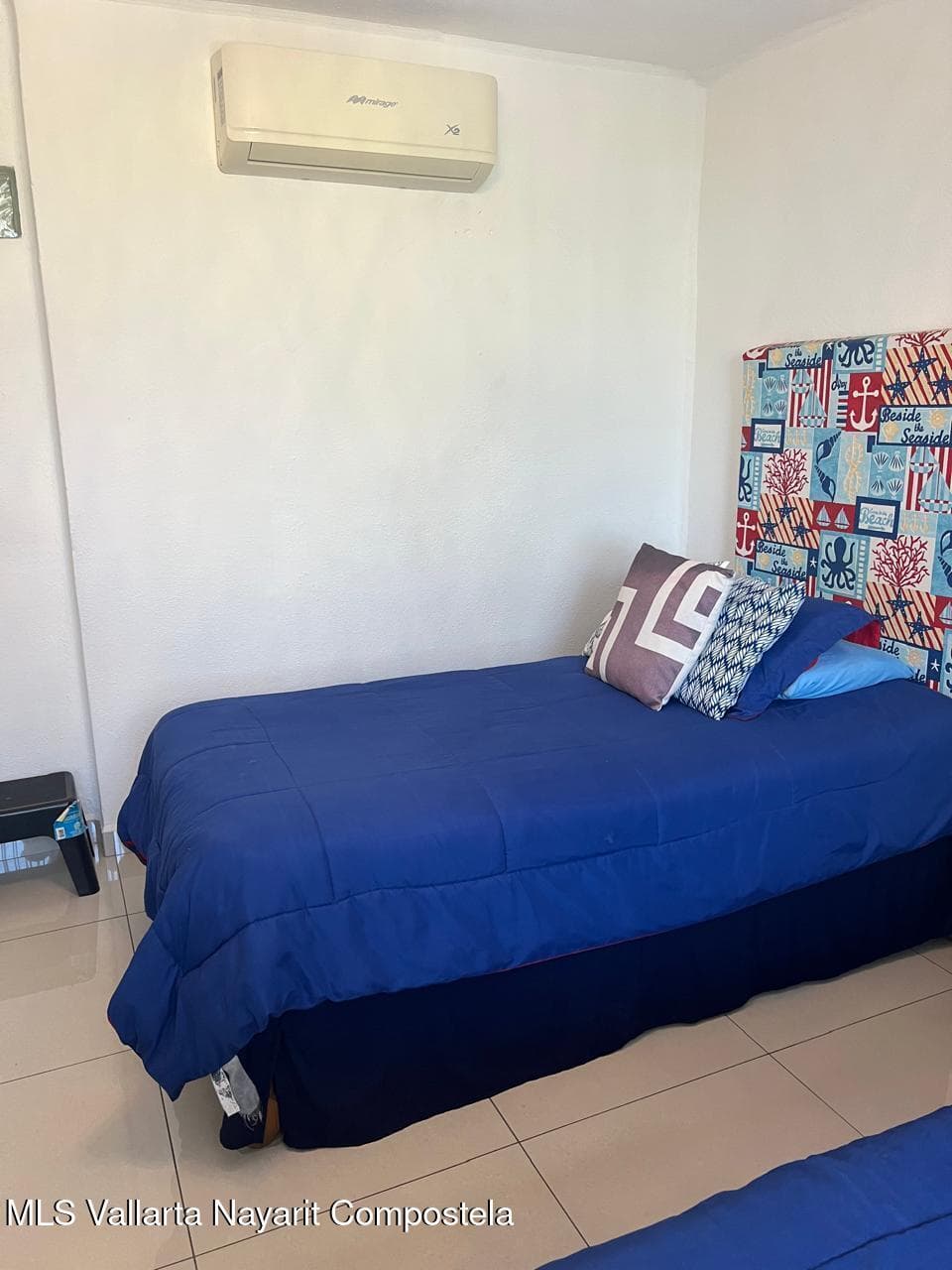 Condo 33