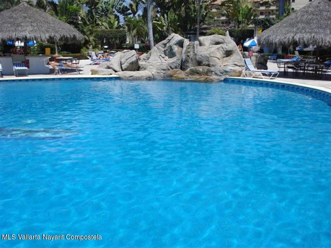 Royal Pacific Yacht Club 4