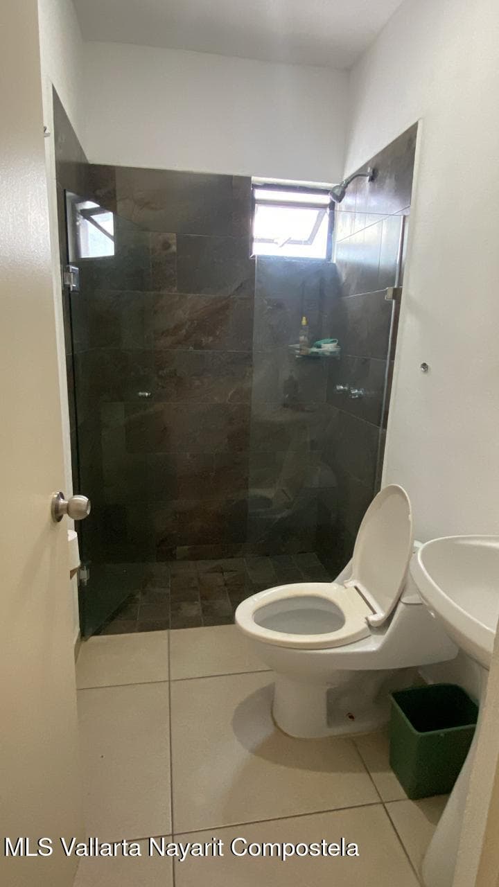 447 Avenida Mezquite 9