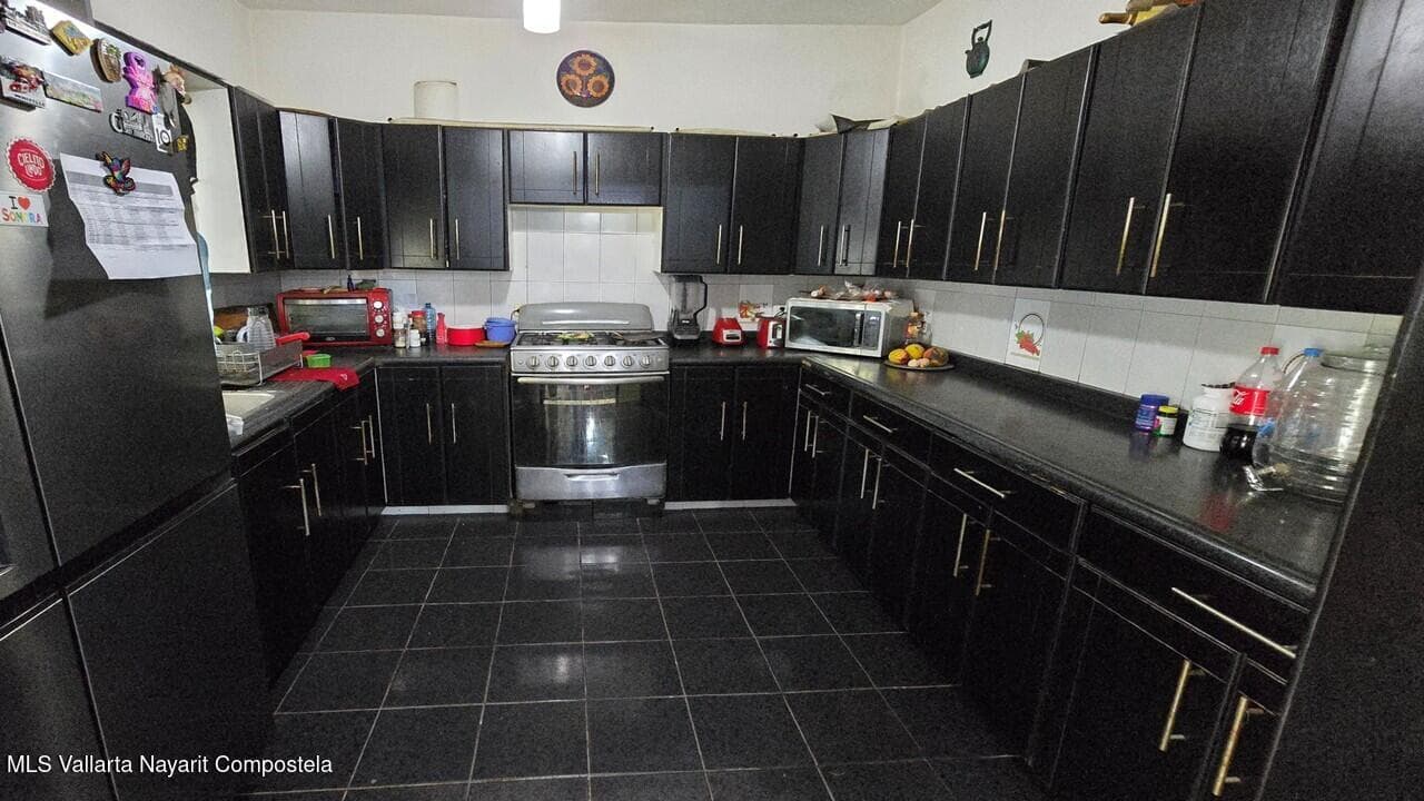 525 San Nicolas 11