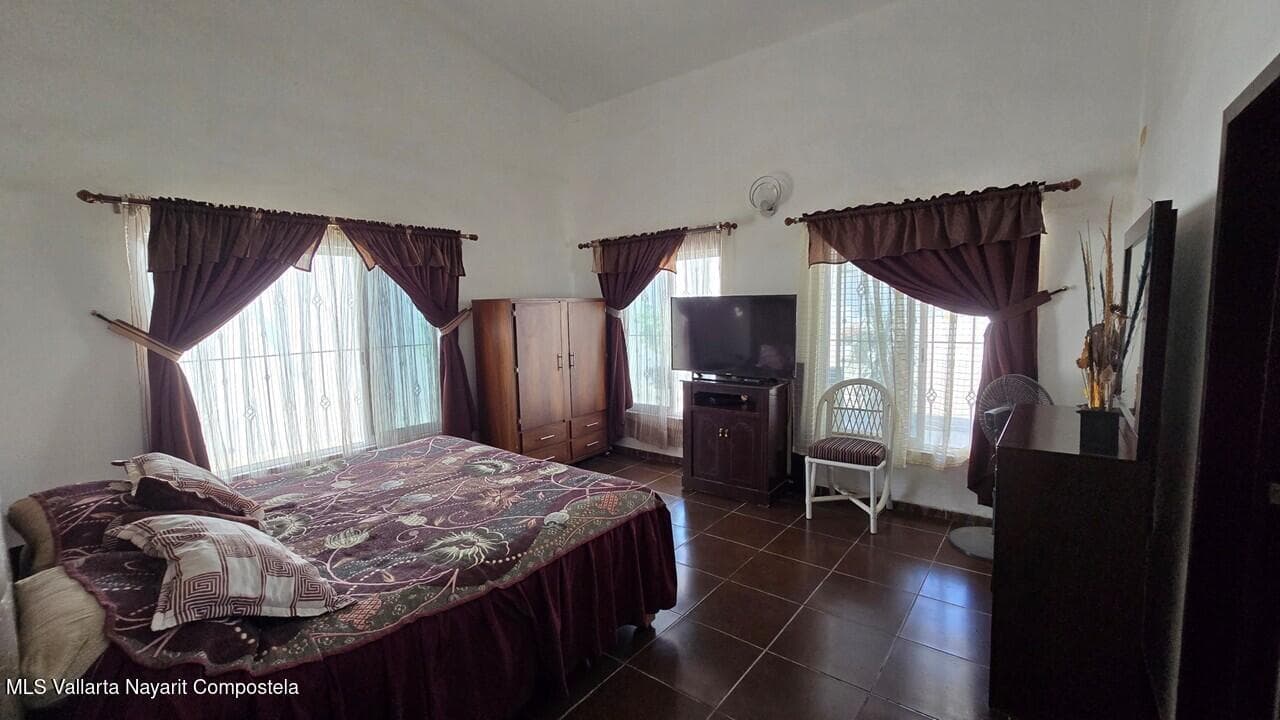 525 San Nicolas 19
