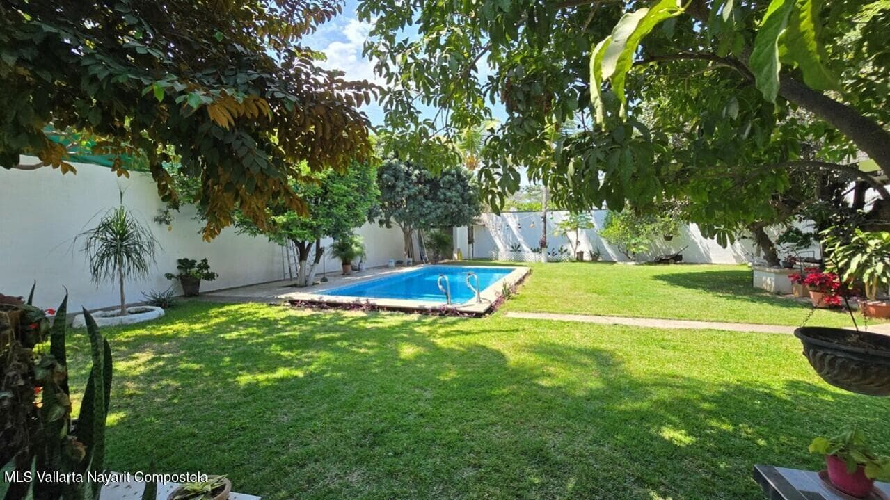 525 San Nicolas 28
