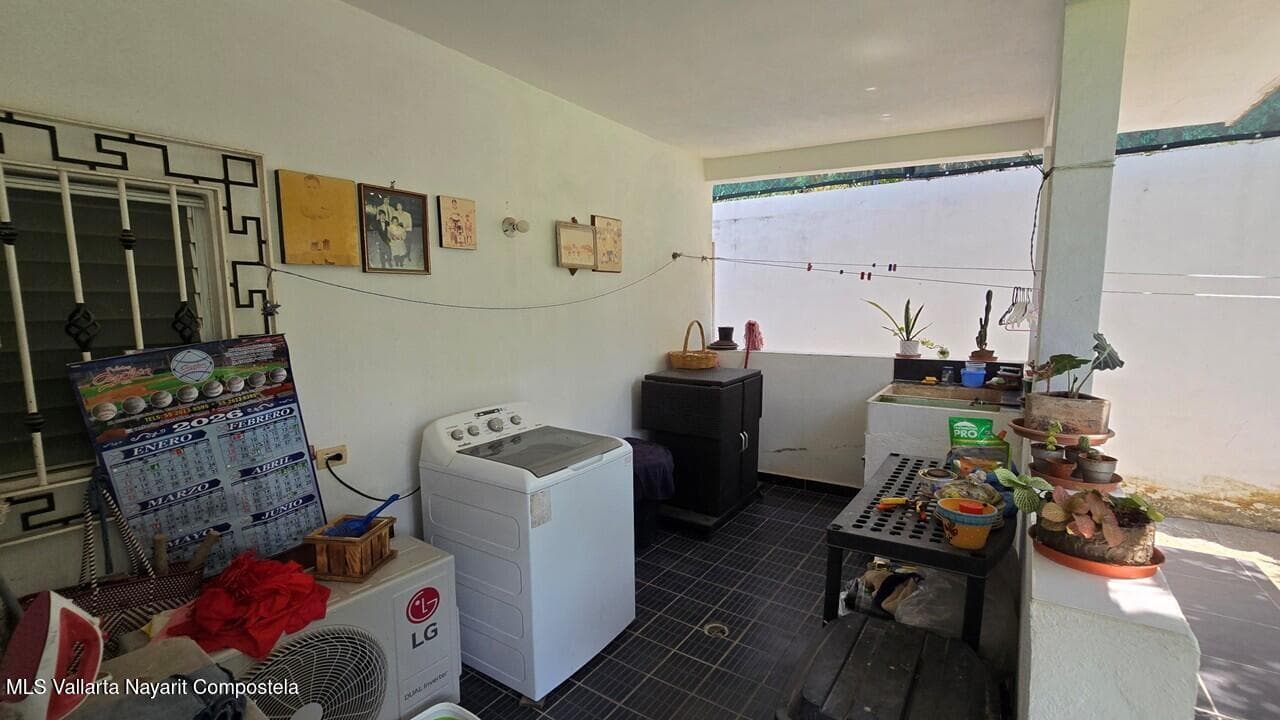 525 San Nicolas 30