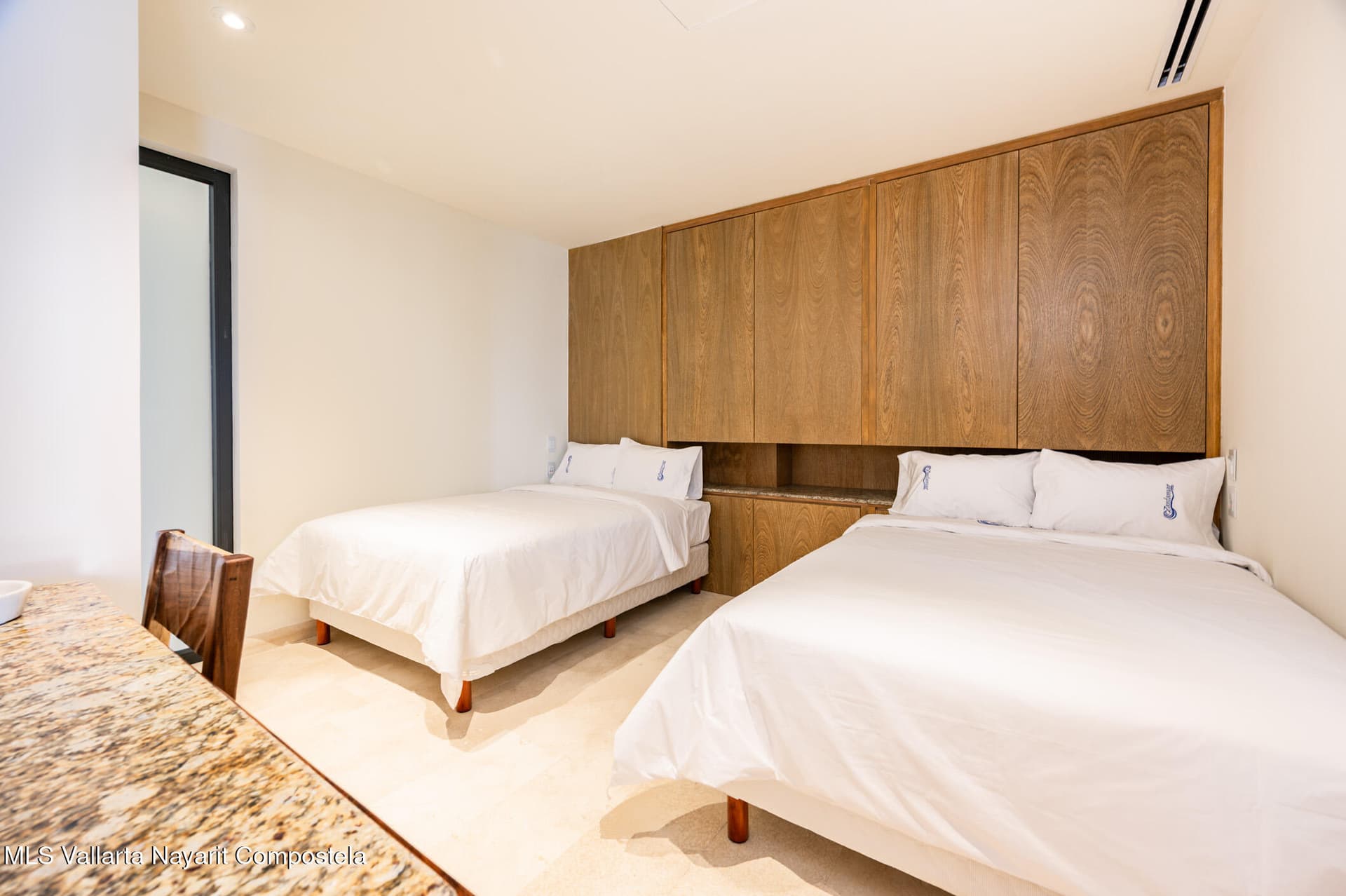 Zantamar 27