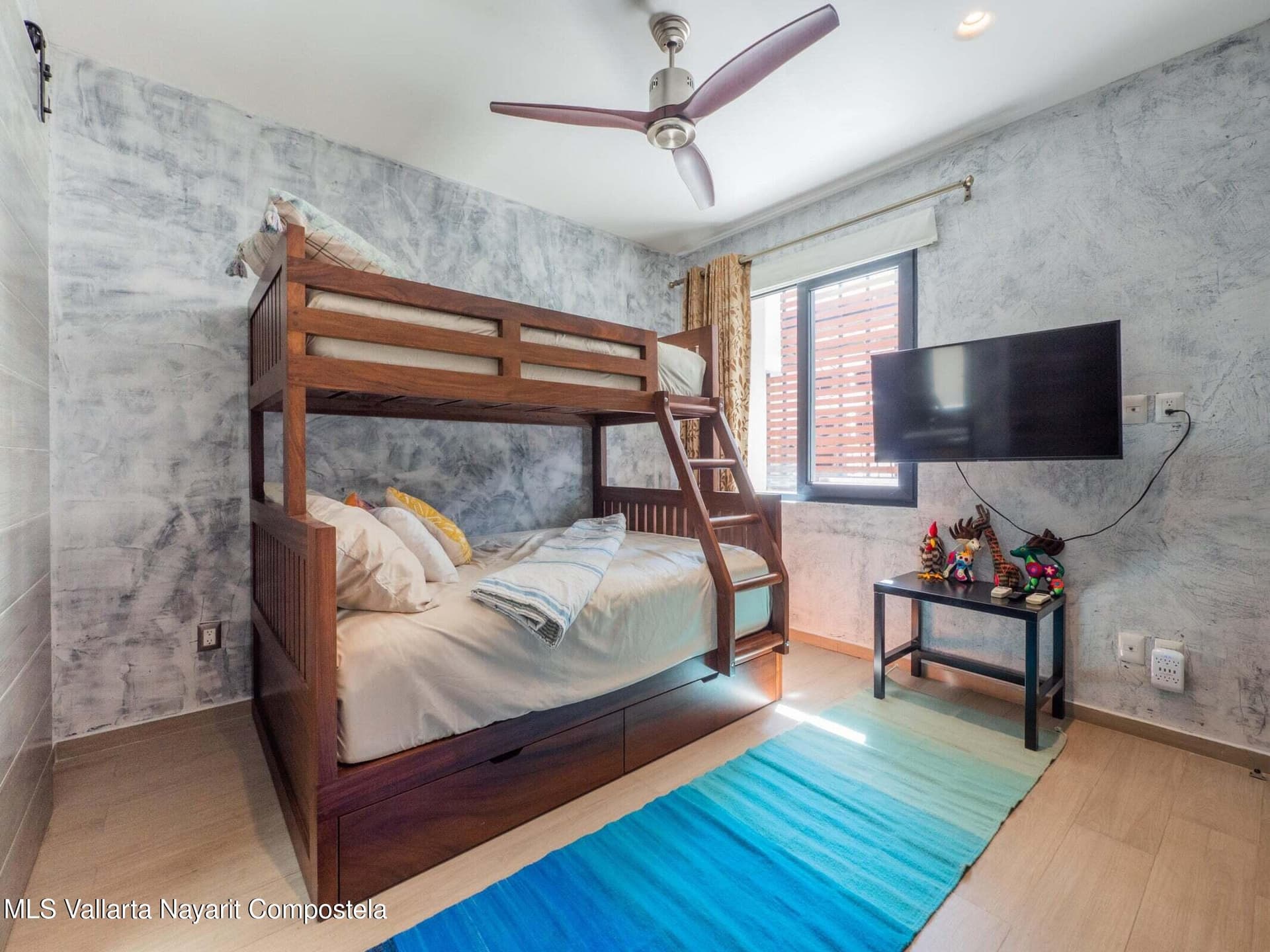 Loft 268 24