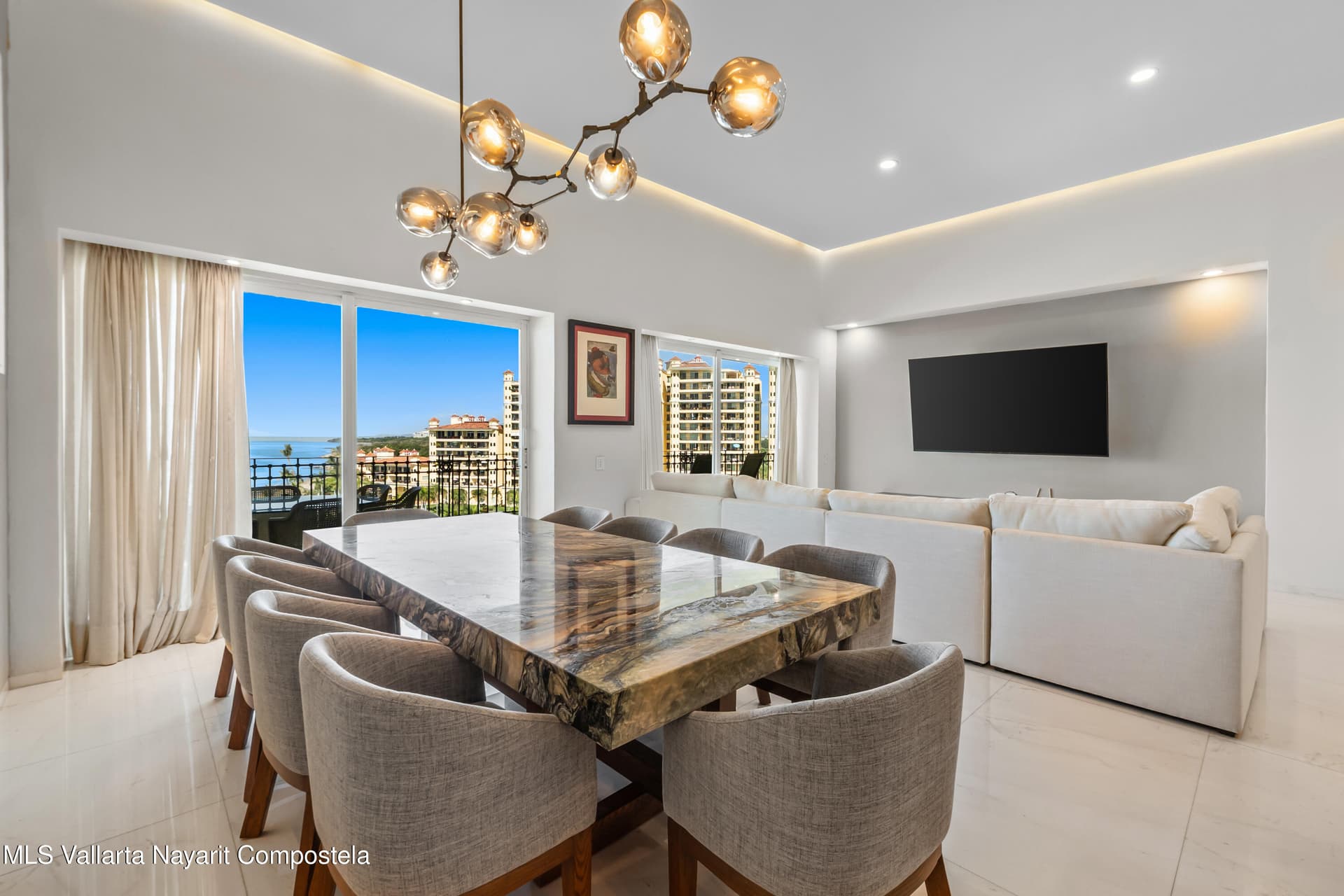 Bay View Grand 13