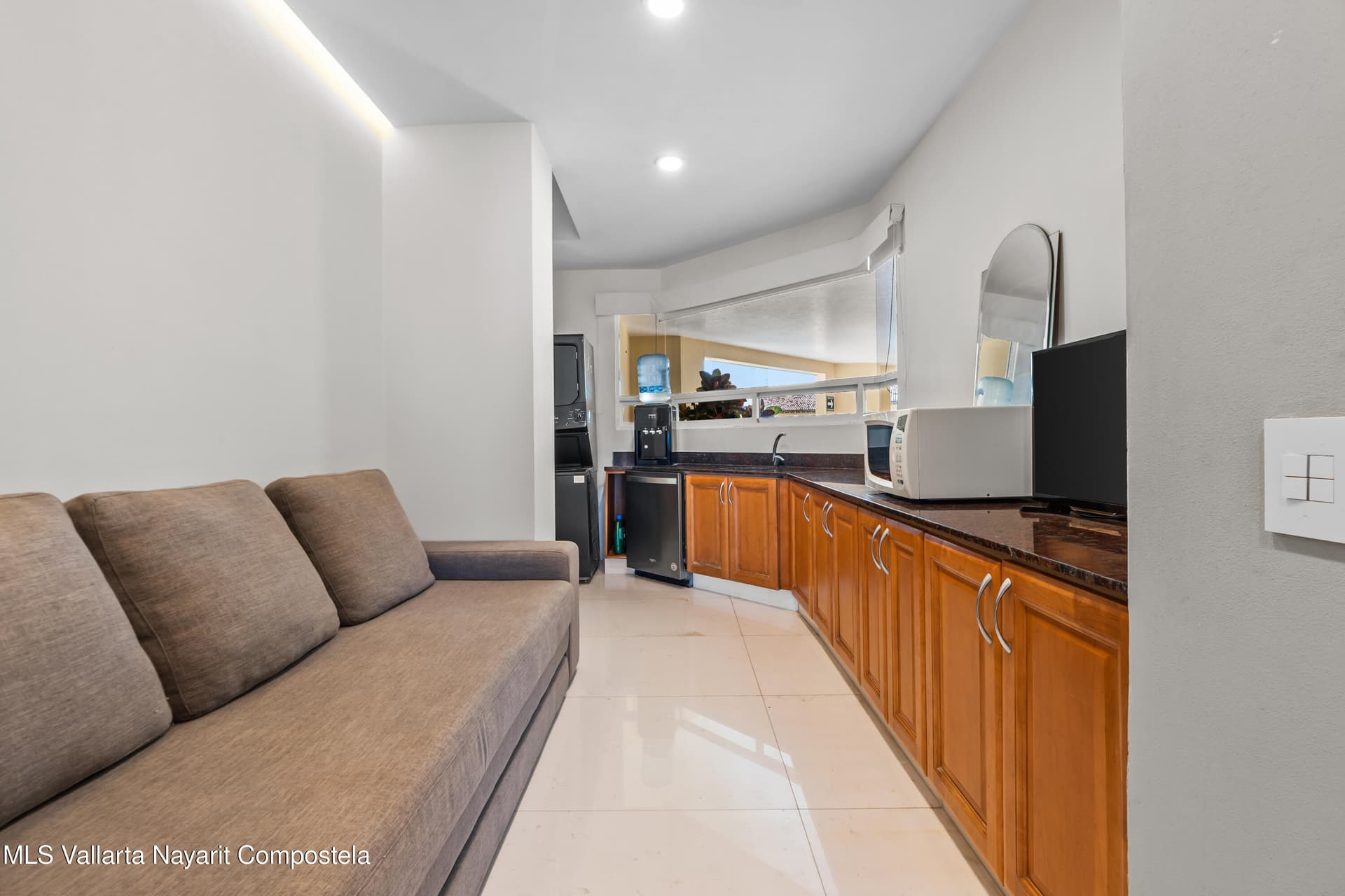 Bay View Grand 19